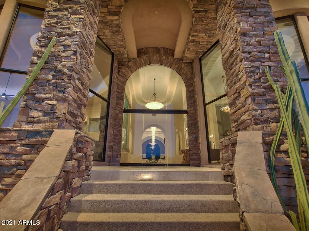 CAMELBACK HEIGHTS - Residential