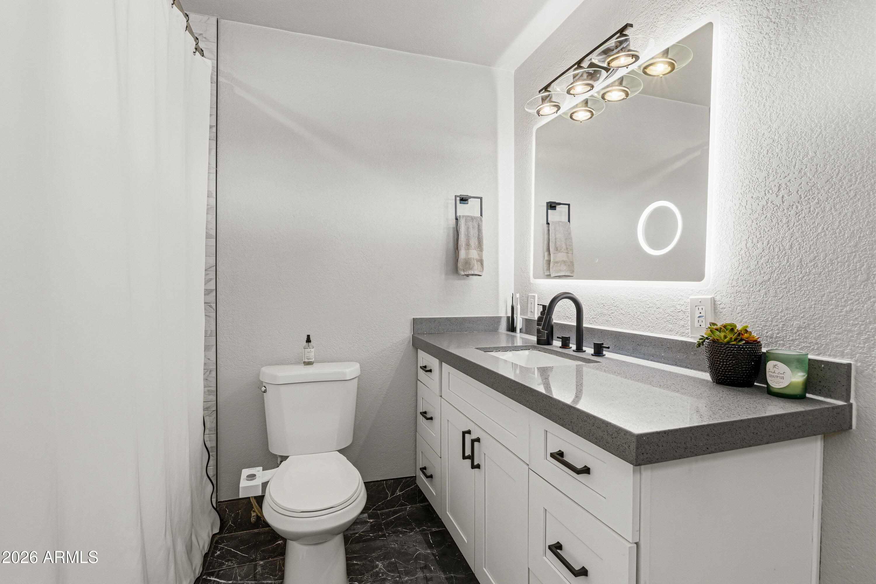 COUNTRY GABLES LOT 1-31 TR A B - Residential