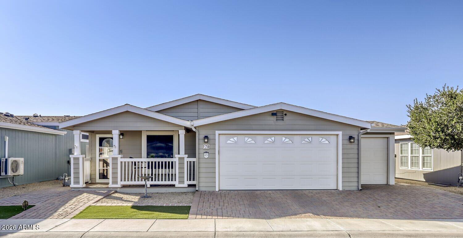 FAIRWAYS - Residential