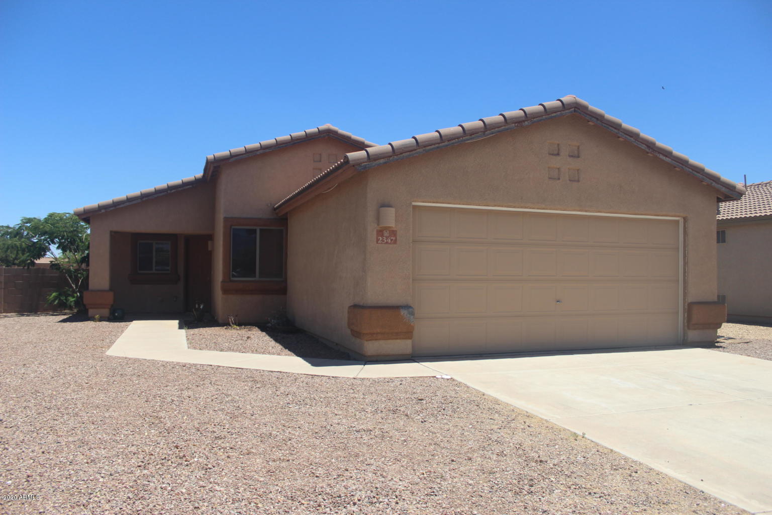 Centrally located to the mall, shopping, and Fort Huachuca. 
3 bedroom 2 bathrooms, 2 car garage on .19 of acre lot. 
Seller will negotiate a $10,000.00 up-grade 
concession.