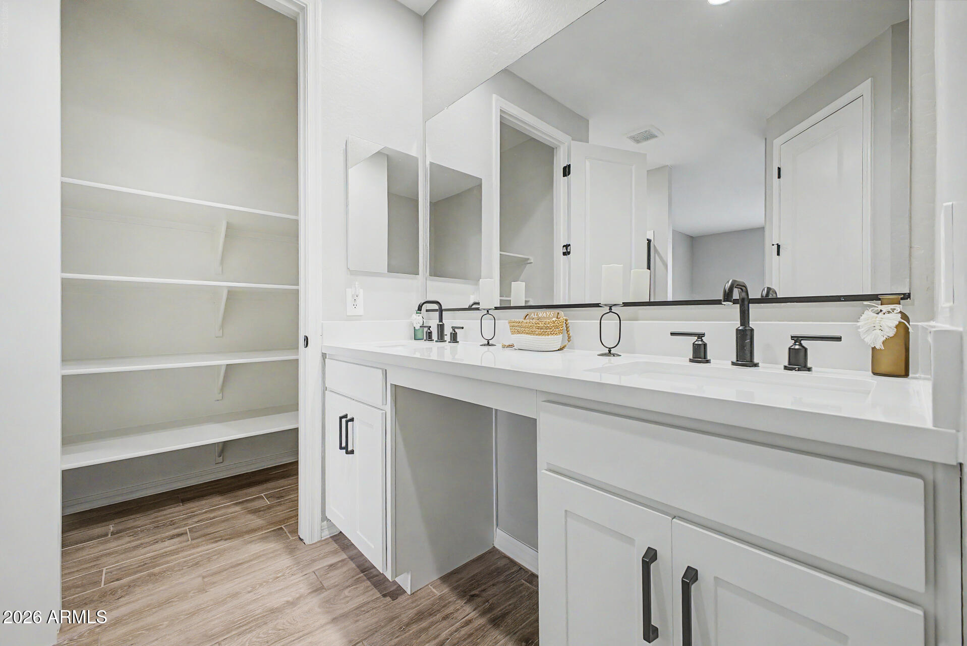 DESTINATION AT GATEWAY EAST PHASE 1 - Residential