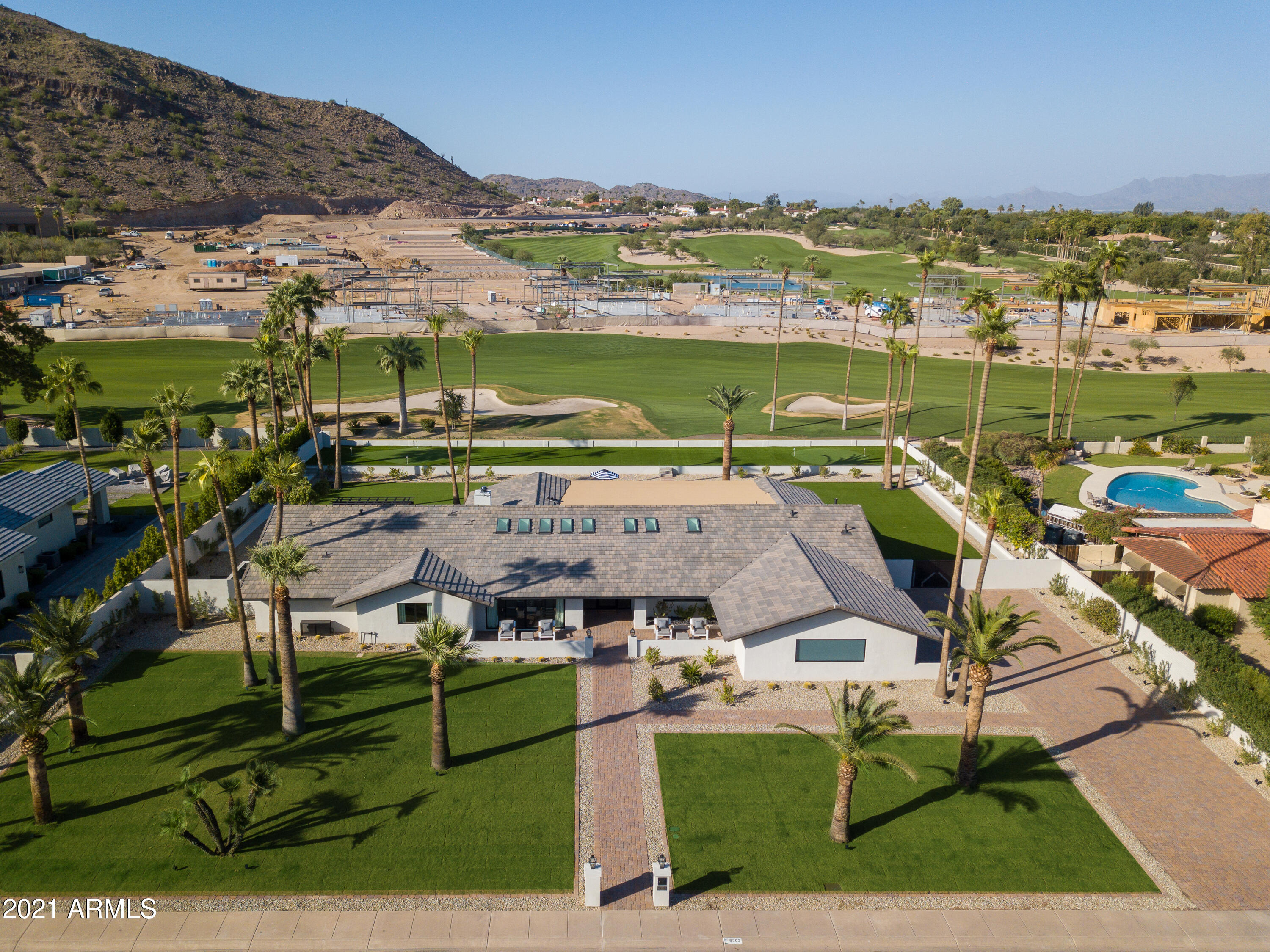 CAMELBACK EAST - Residential