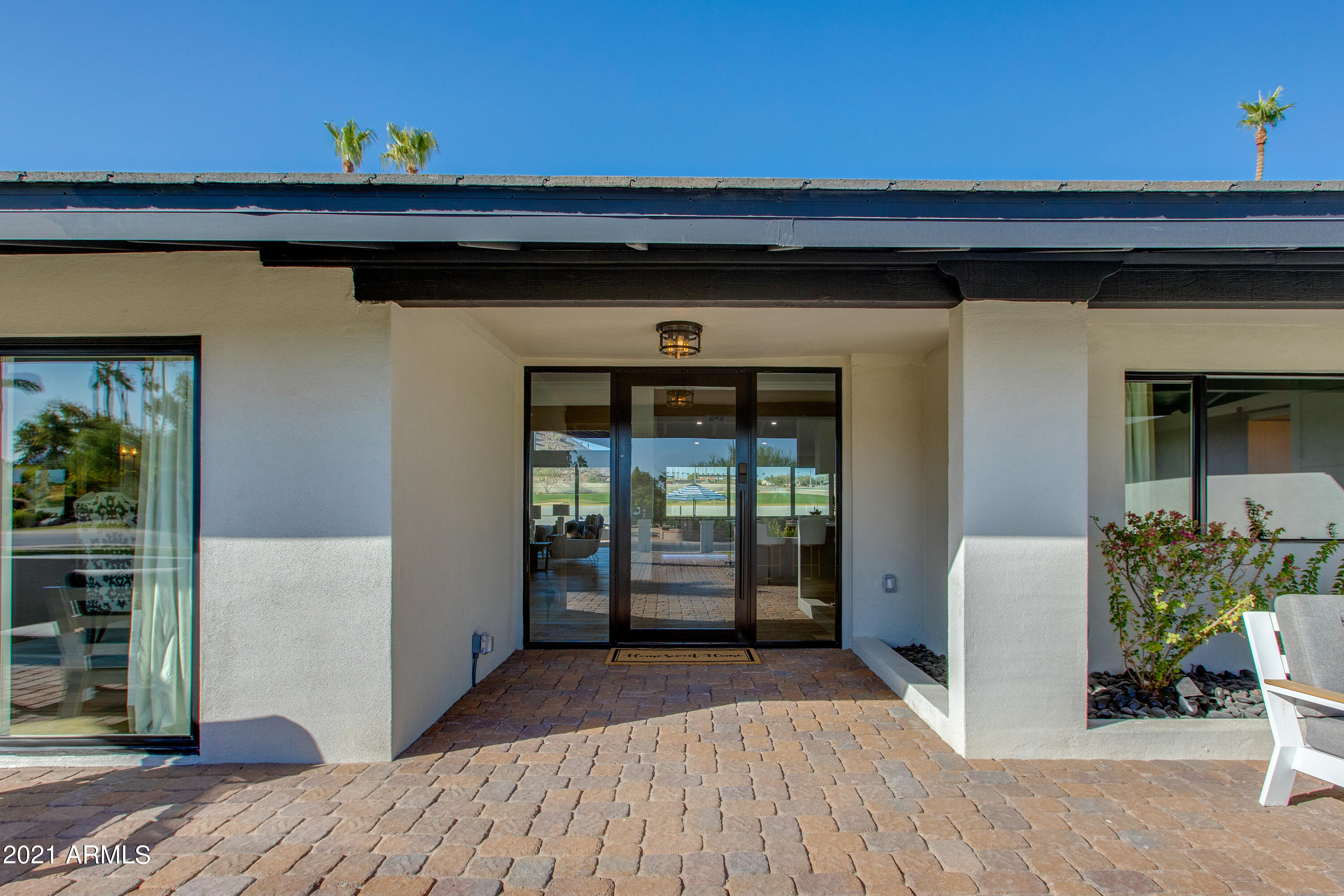 CAMELBACK EAST - Residential