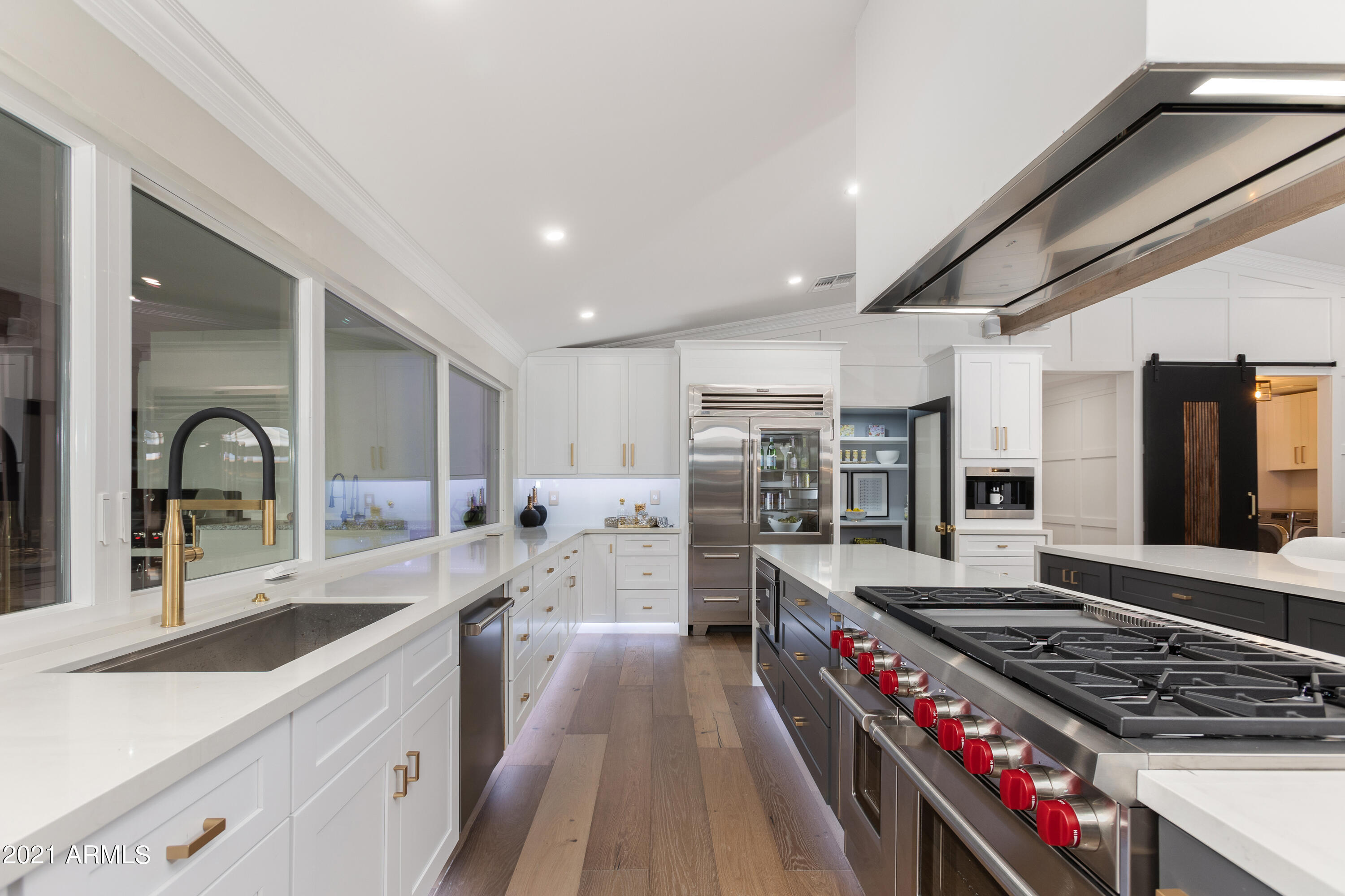 CAMELBACK EAST - Residential
