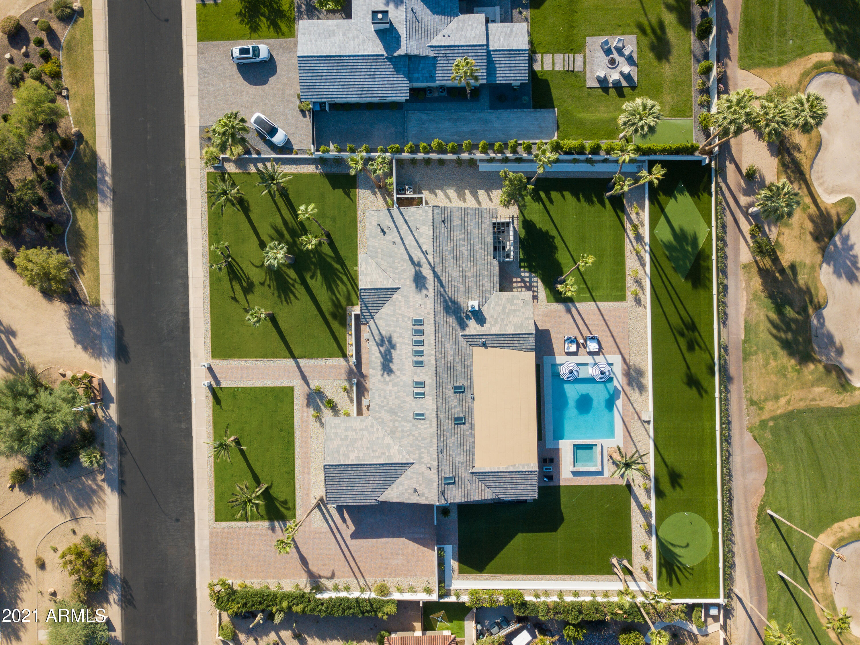 CAMELBACK EAST - Residential