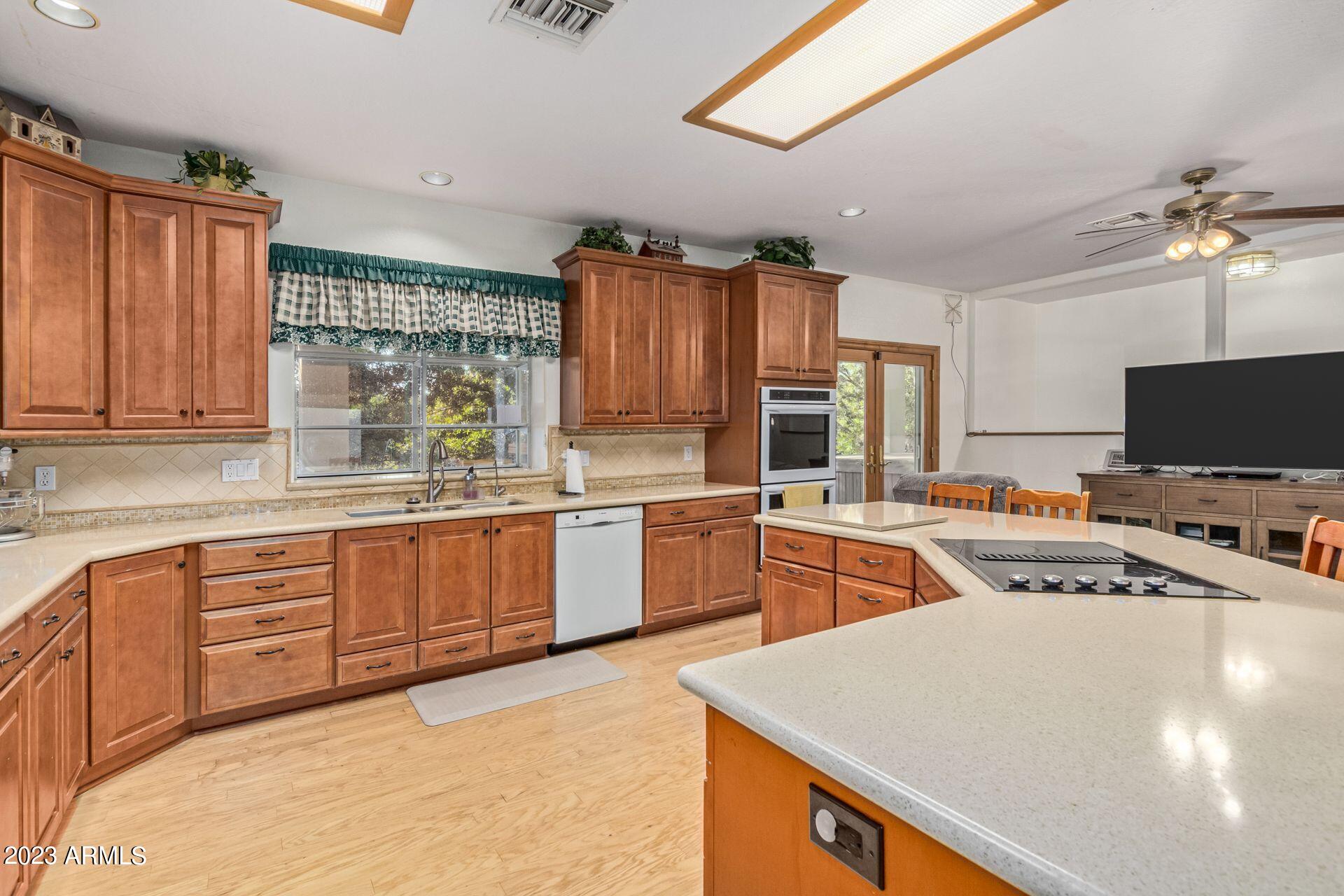 Metes and Bounds - No Subdiv. - Residential