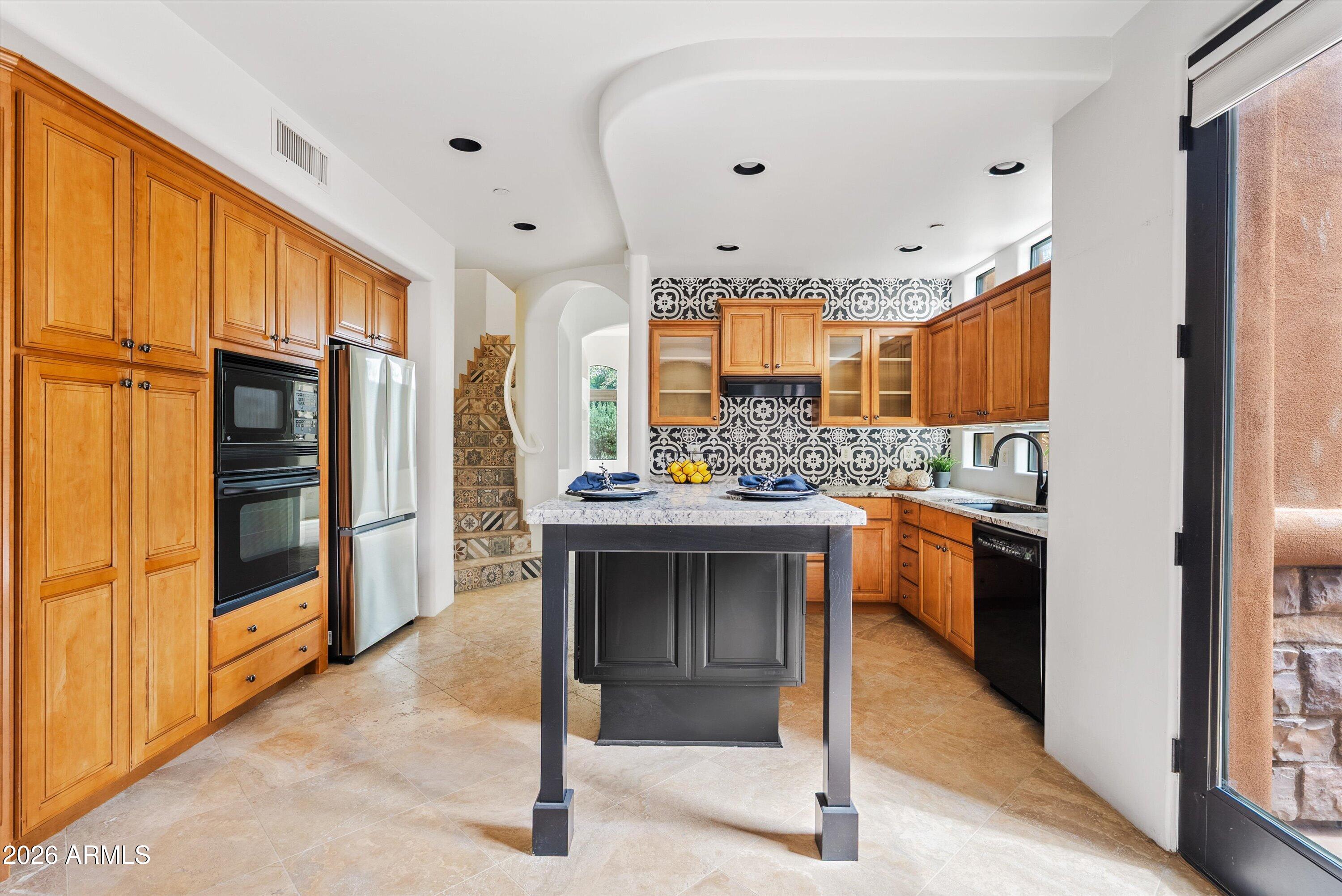 MONTACINO CAREFREE CONDOMINIUM - Residential