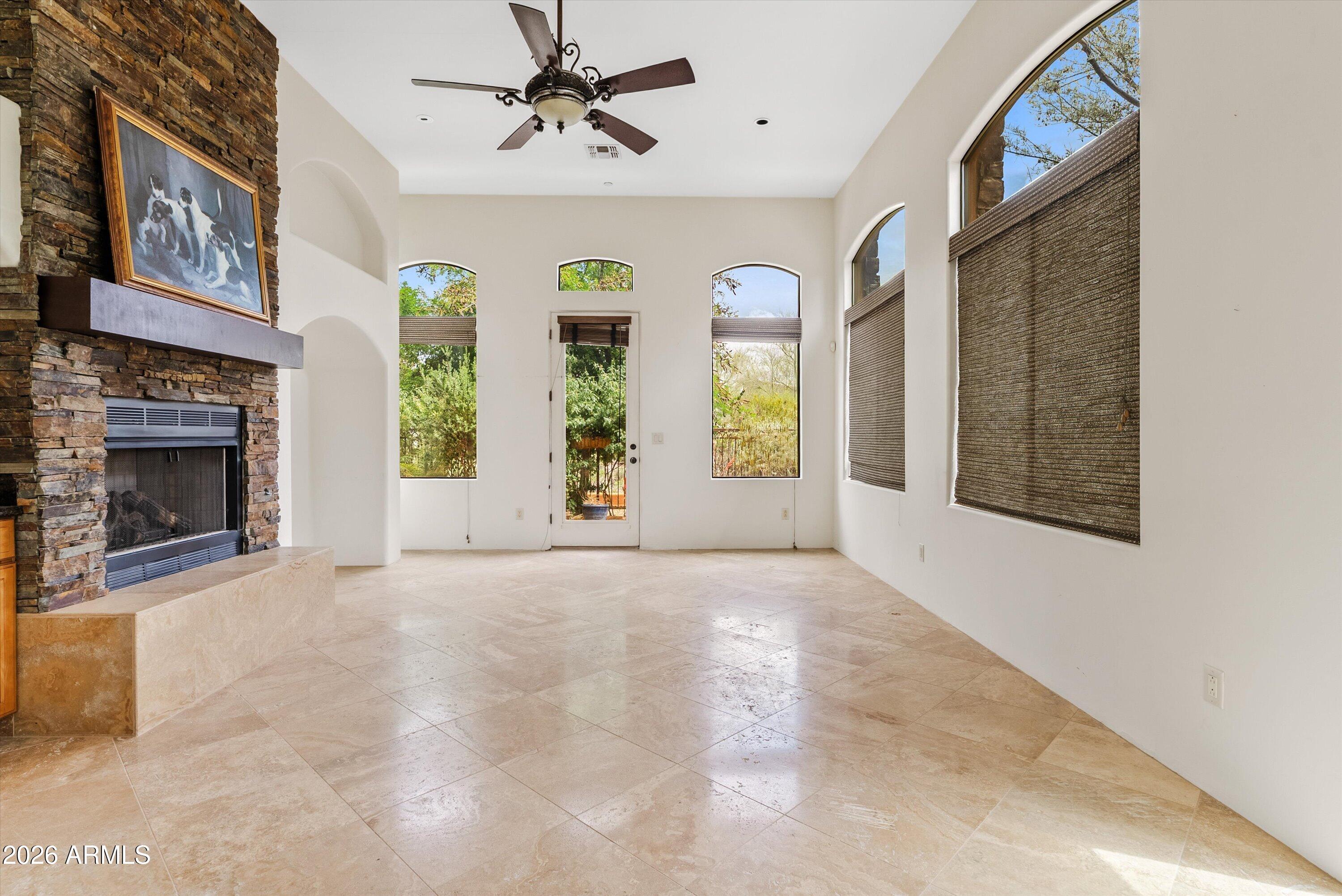 MONTACINO CAREFREE CONDOMINIUM - Residential