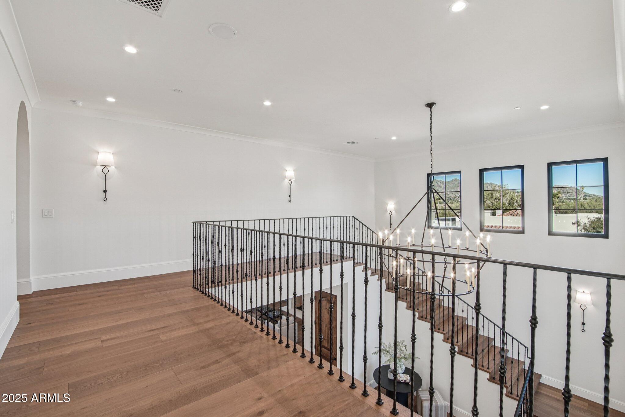 ECHO CANYON - Residential