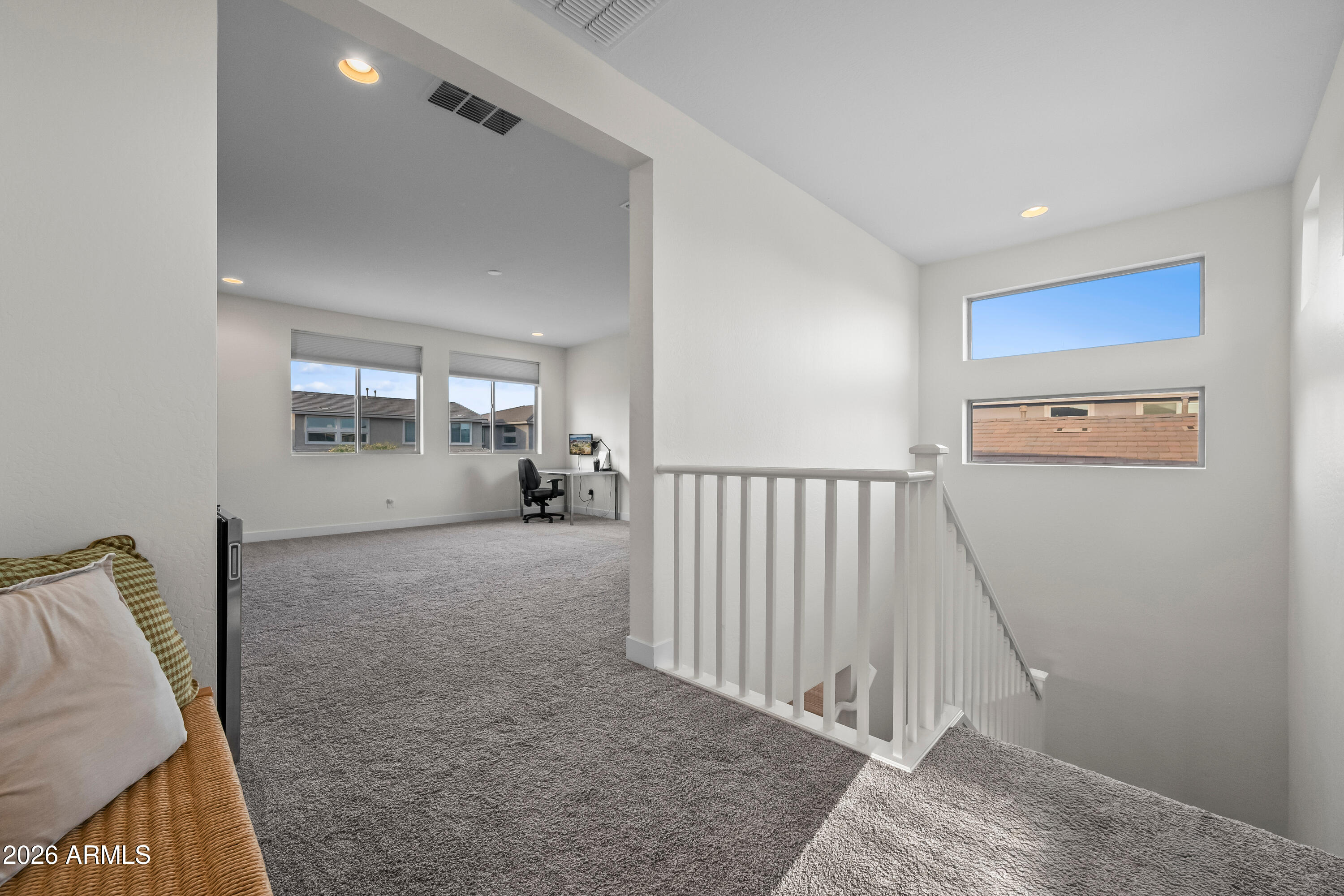 SKY CROSSING - Residential
