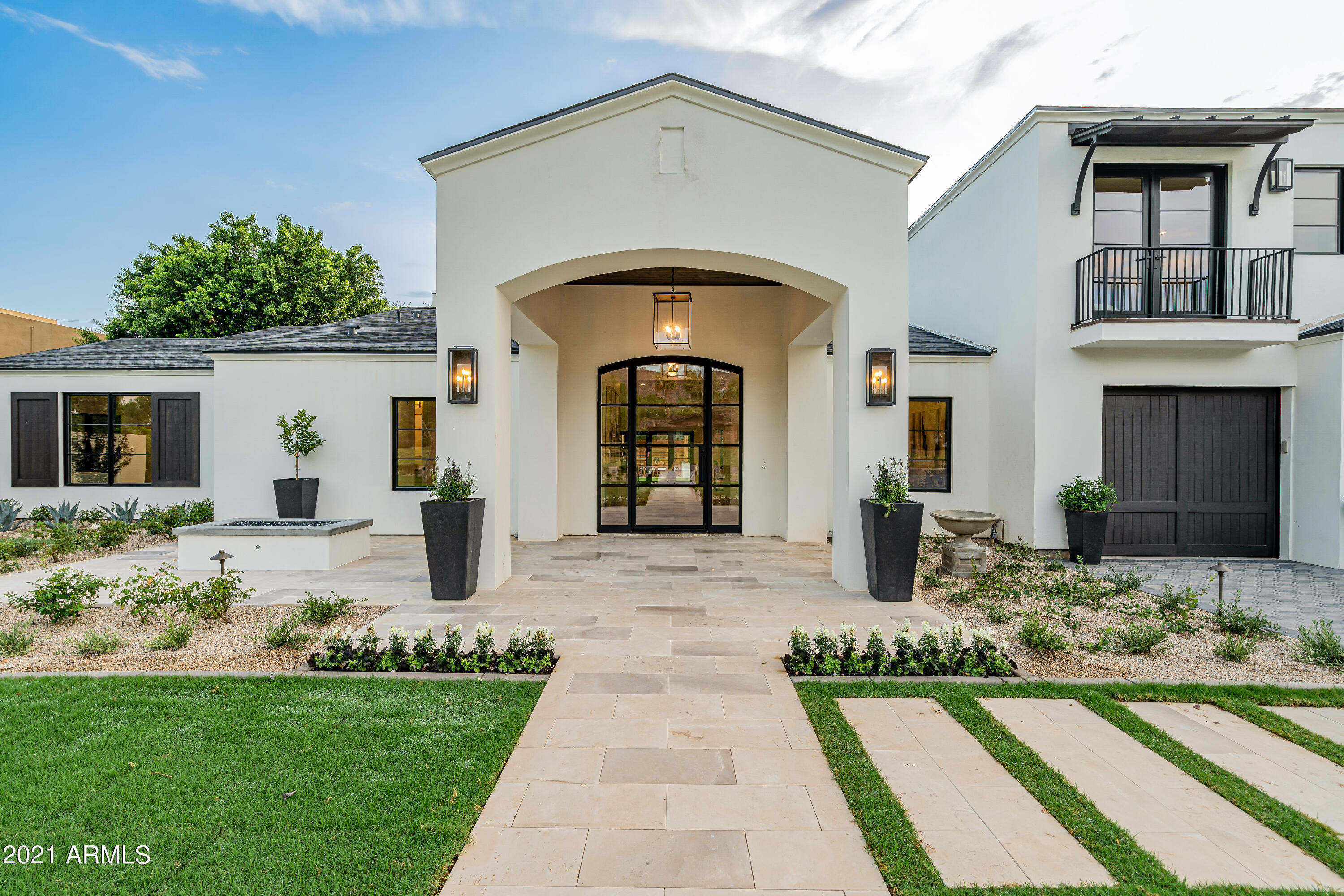 LAFAYETTE VILLA 5 - Residential