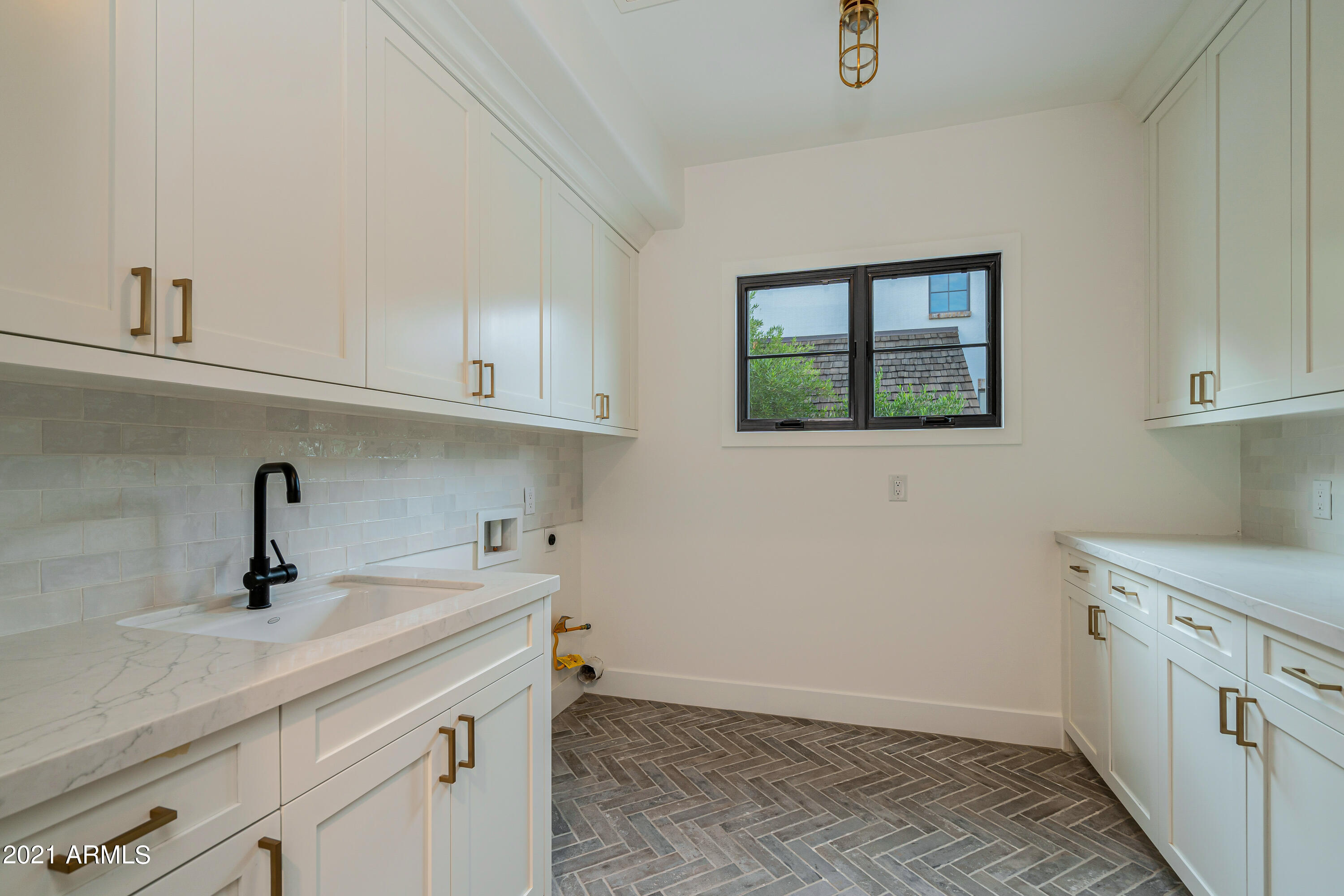 LAFAYETTE VILLA 5 - Residential