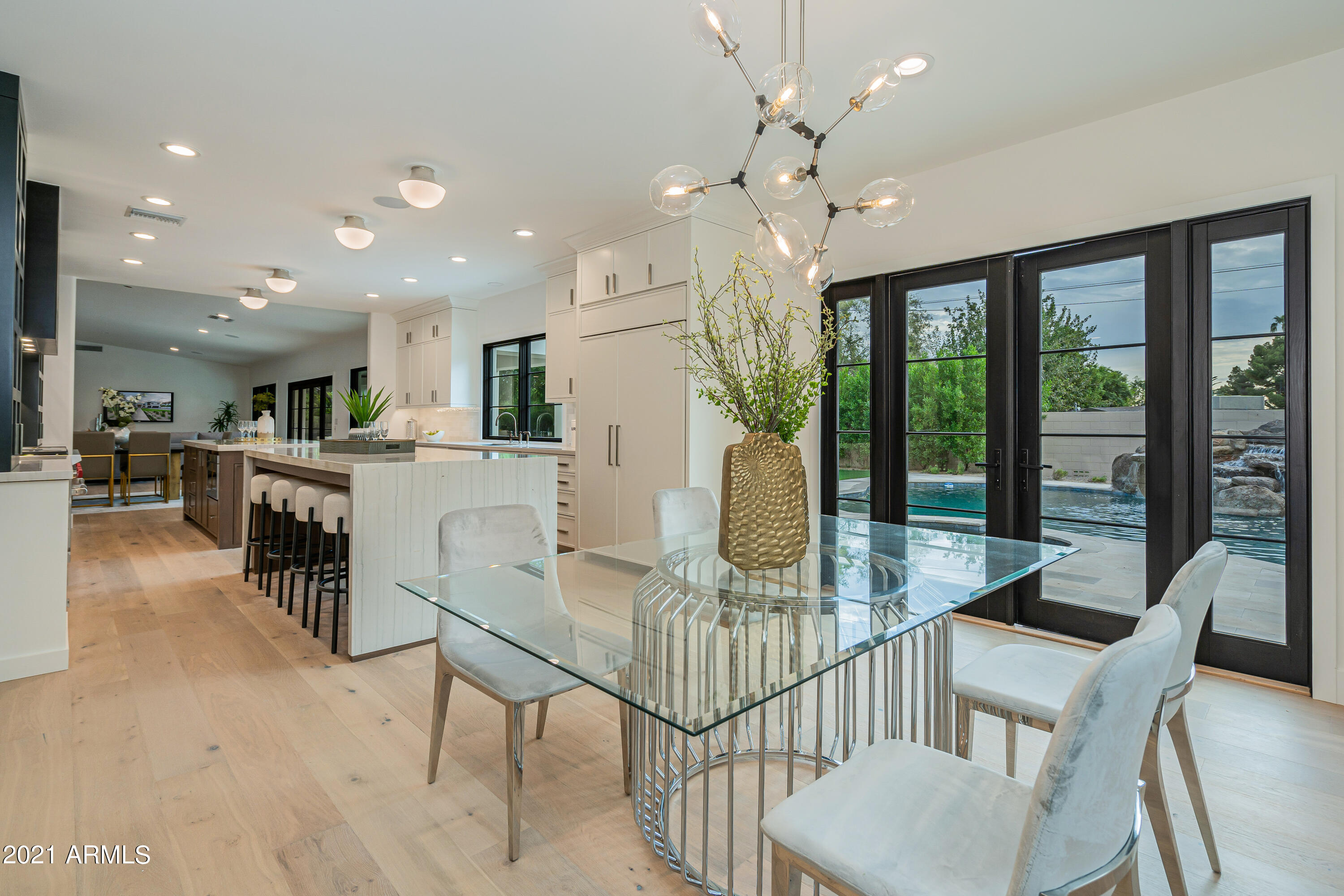 LAFAYETTE VILLA 5 - Residential