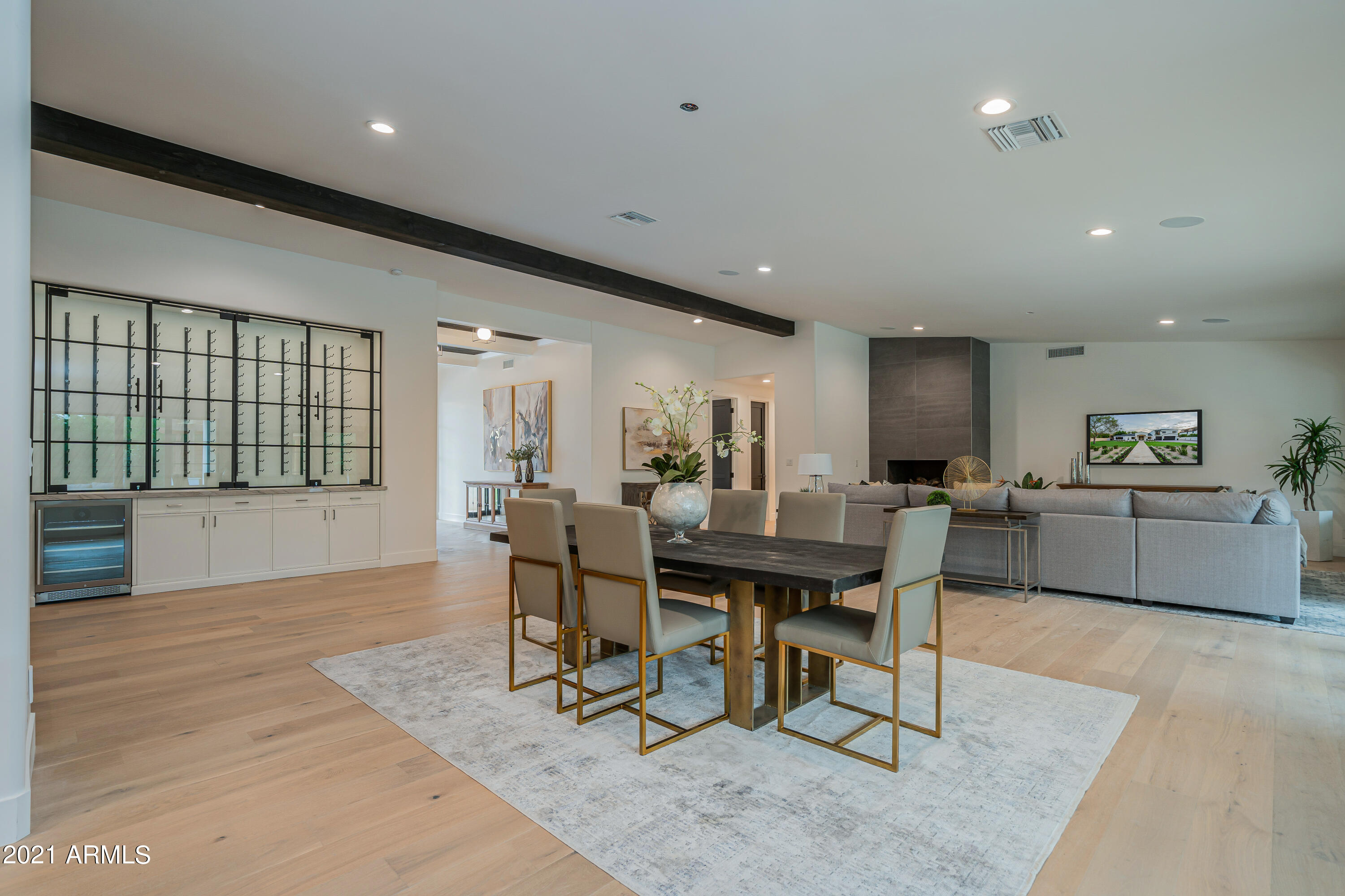 LAFAYETTE VILLA 5 - Residential