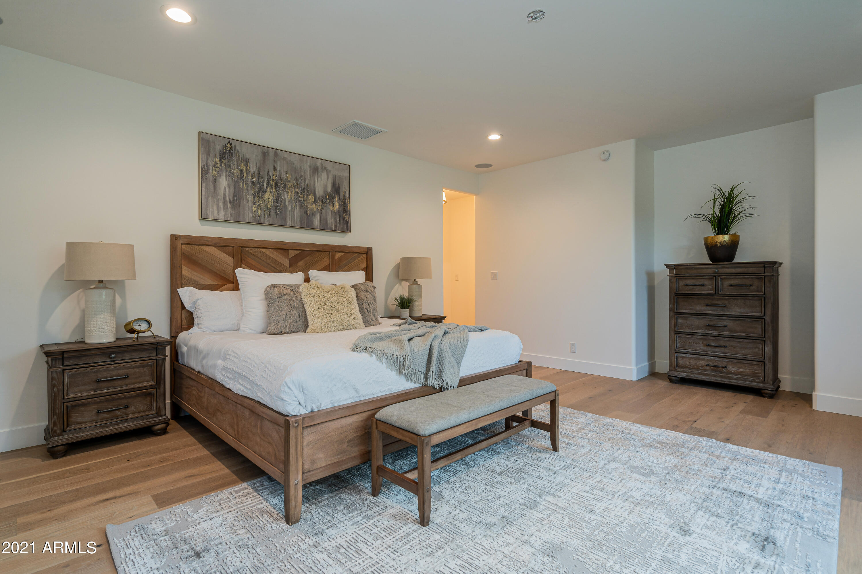 LAFAYETTE VILLA 5 - Residential