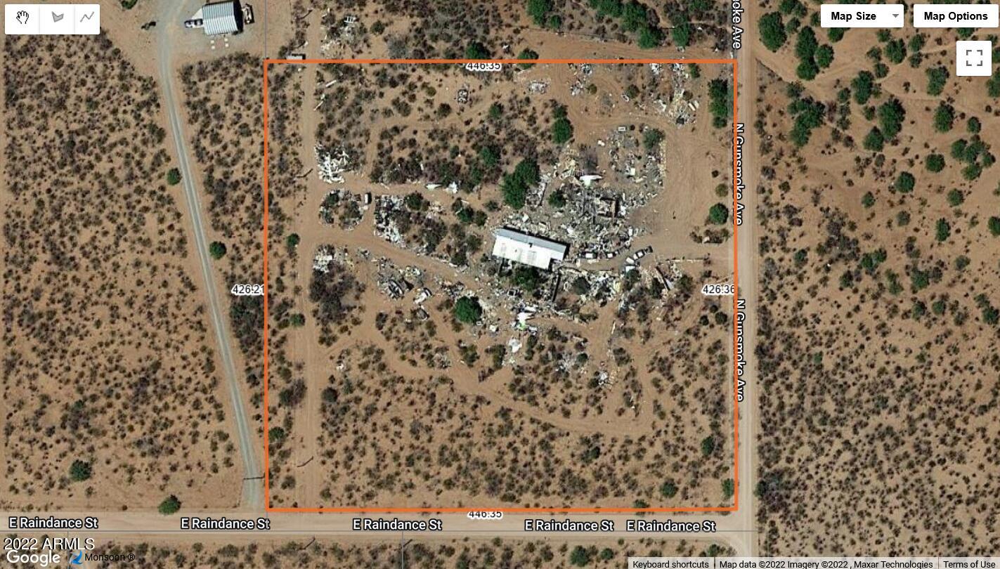 HIGH KNOLL RANCHES - Land