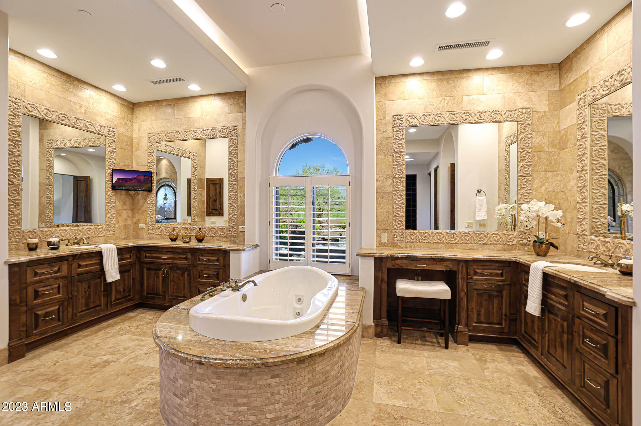 DESERT MOUNTAIN - Residential