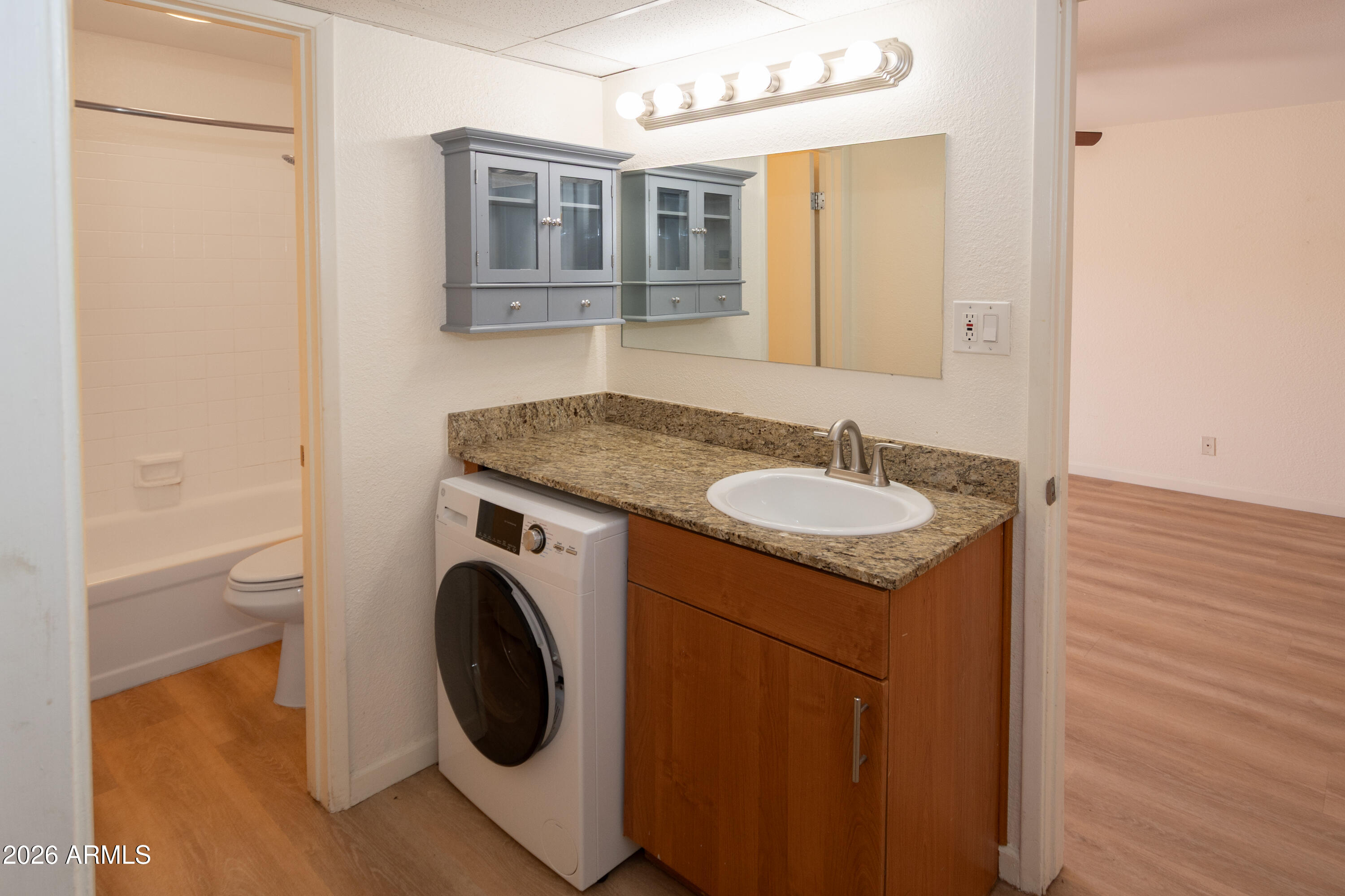 MCCORMICK PLACE SOUTH CONDOMINIUM - Residential
