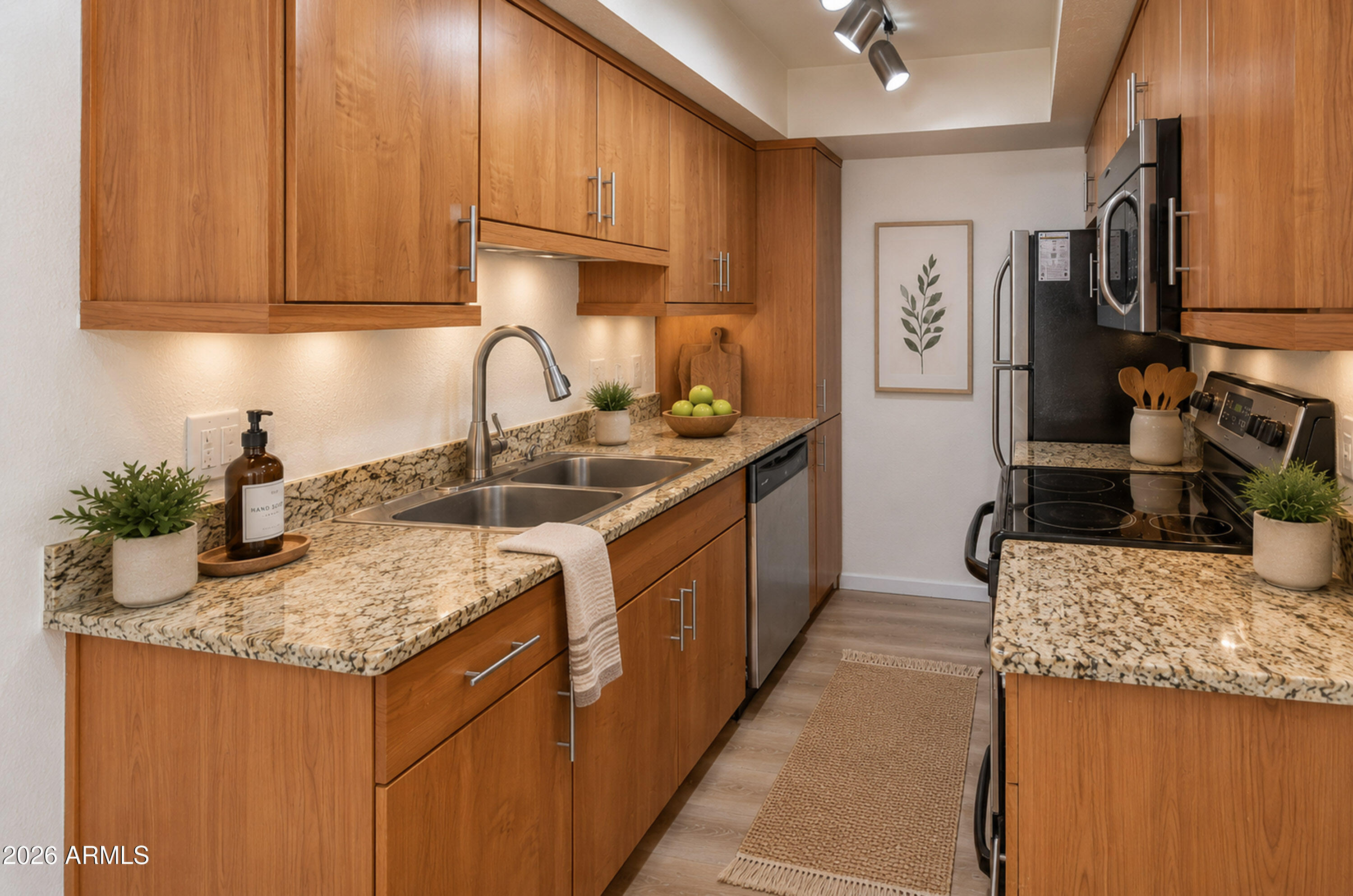 MCCORMICK PLACE SOUTH CONDOMINIUM - Residential