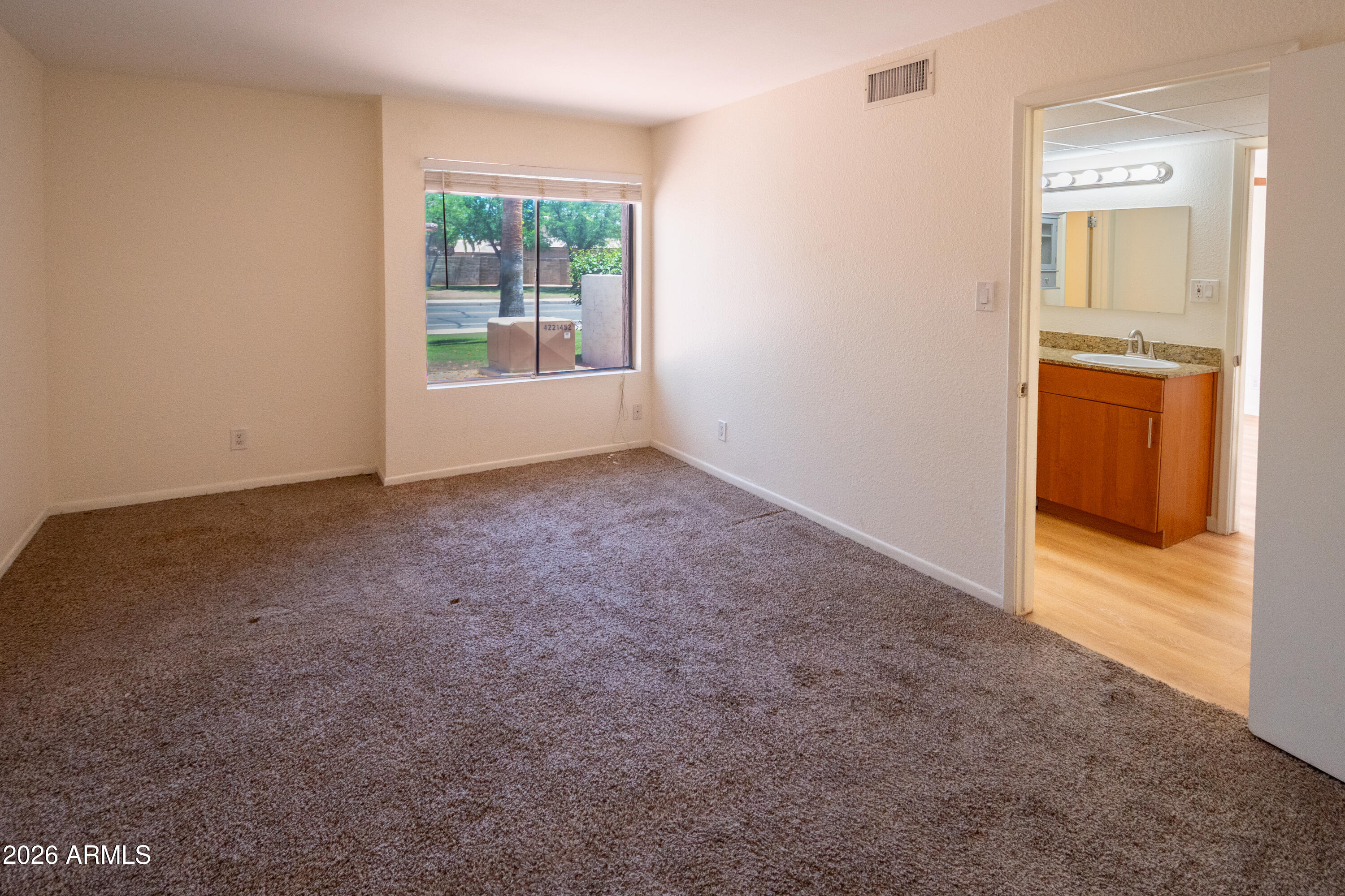 MCCORMICK PLACE SOUTH CONDOMINIUM - Residential