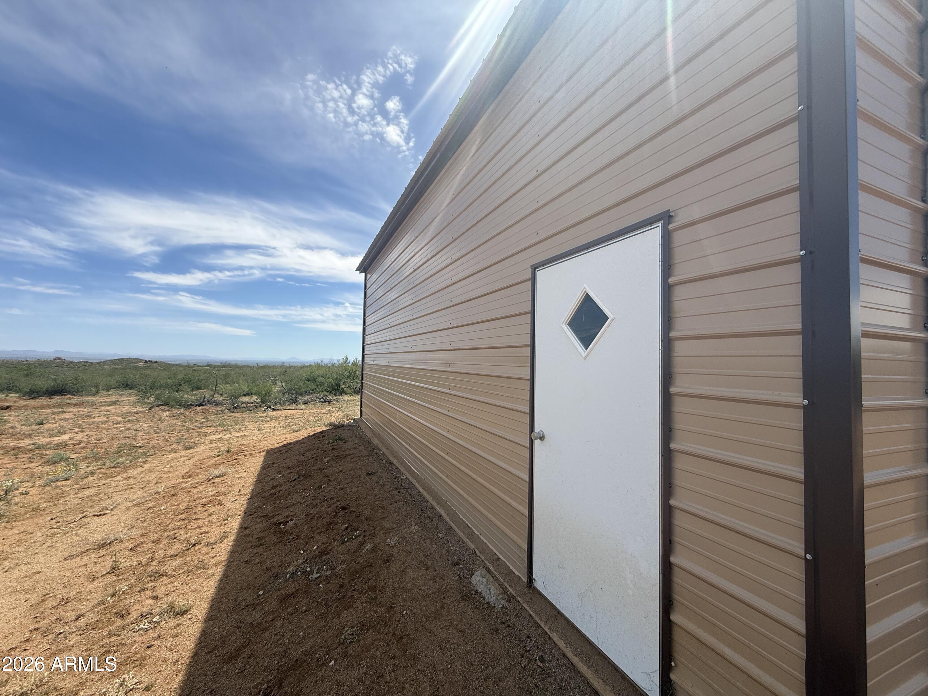 HIGH LONESOME RANCH ESTATES 2 - Land
