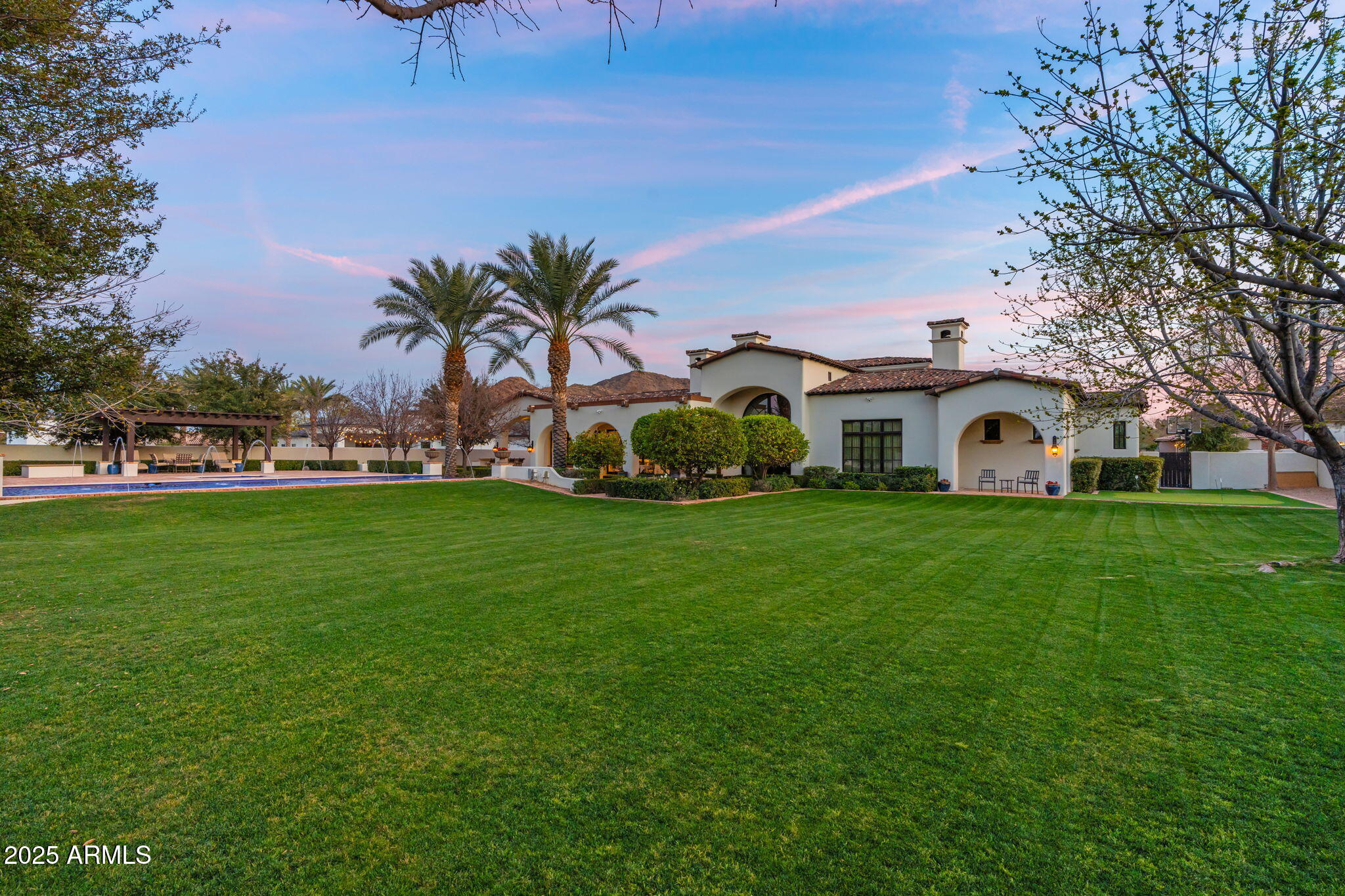 GROSSE POINTE HIGHLANDS - Residential