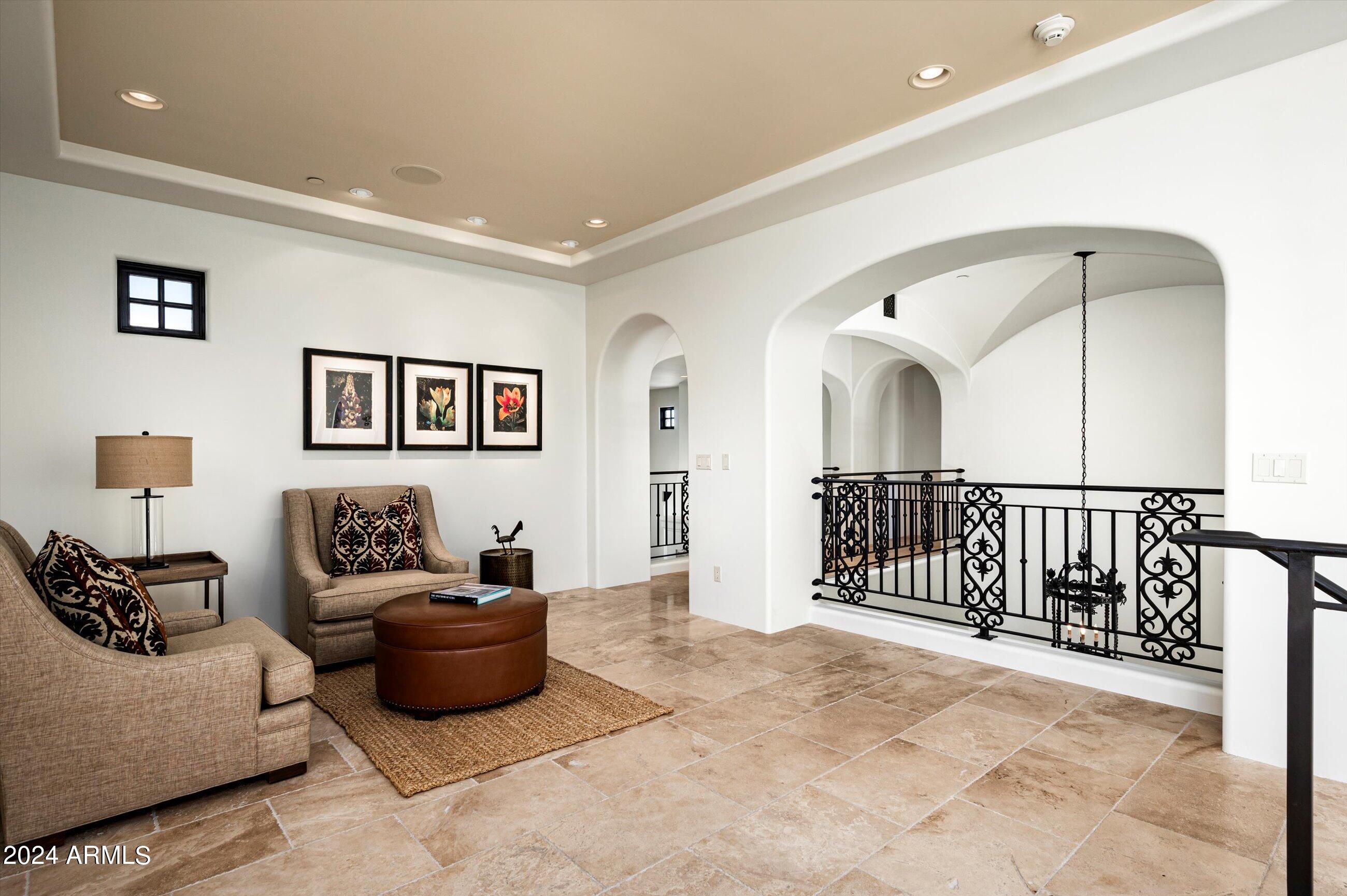 GROSSE POINTE HIGHLANDS - Residential