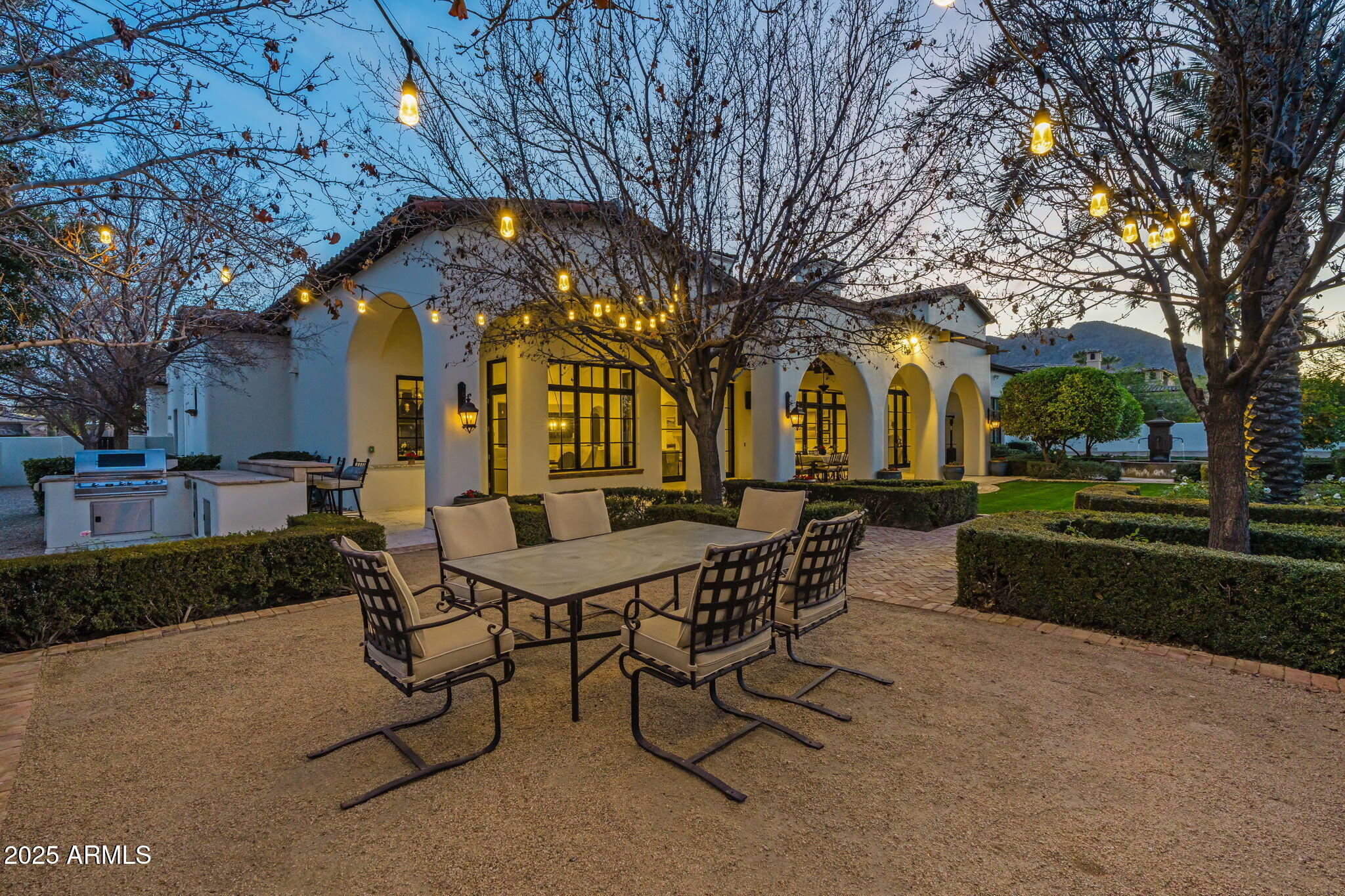 GROSSE POINTE HIGHLANDS - Residential