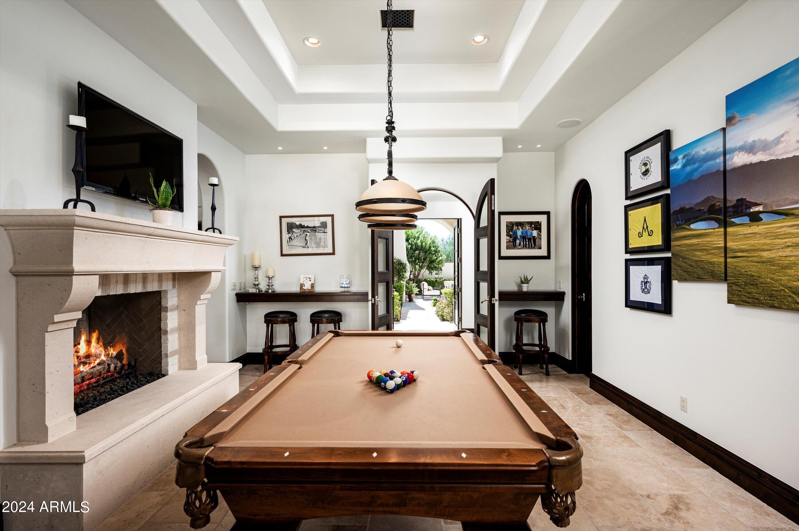 GROSSE POINTE HIGHLANDS - Residential