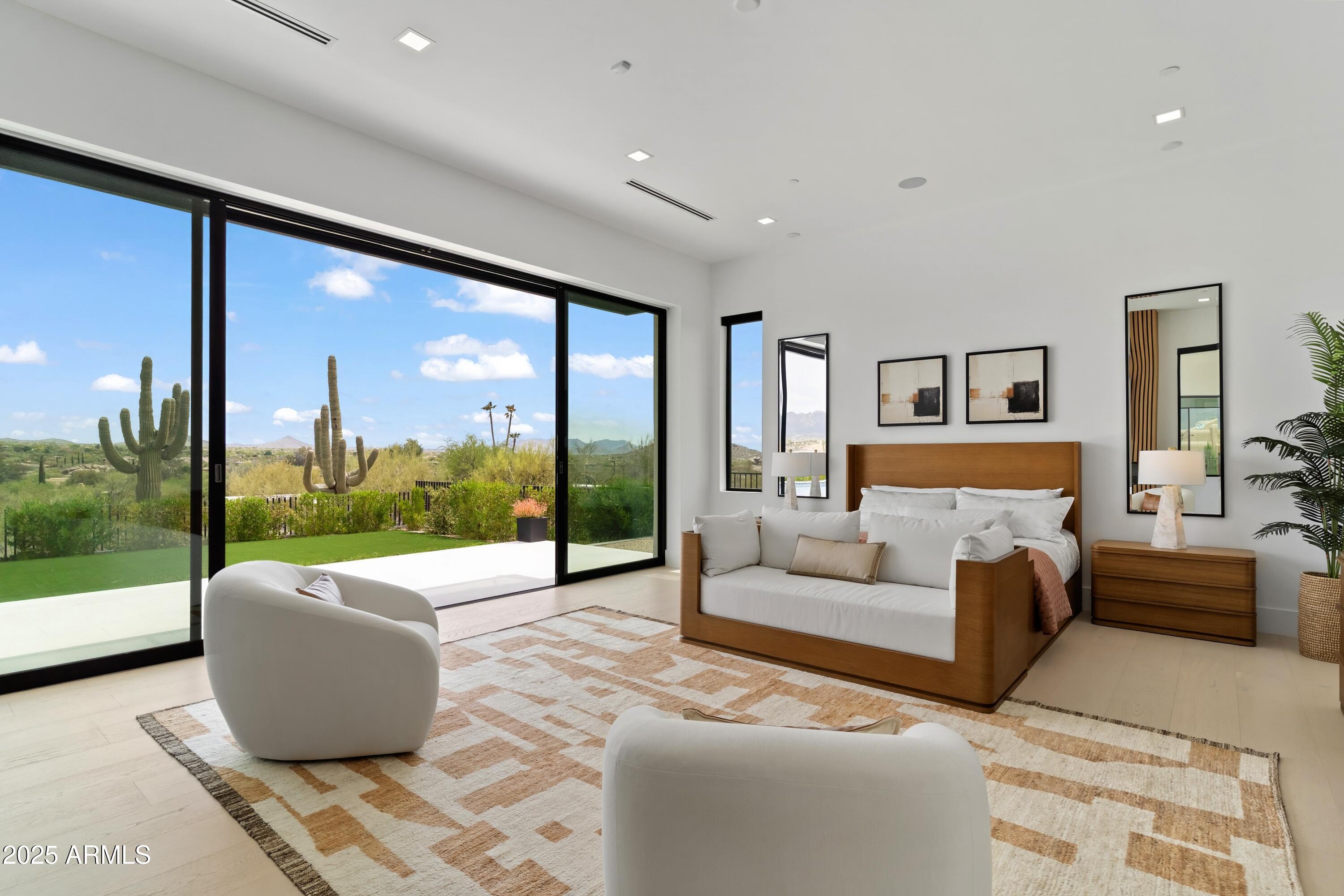 CAREFREE - Residential