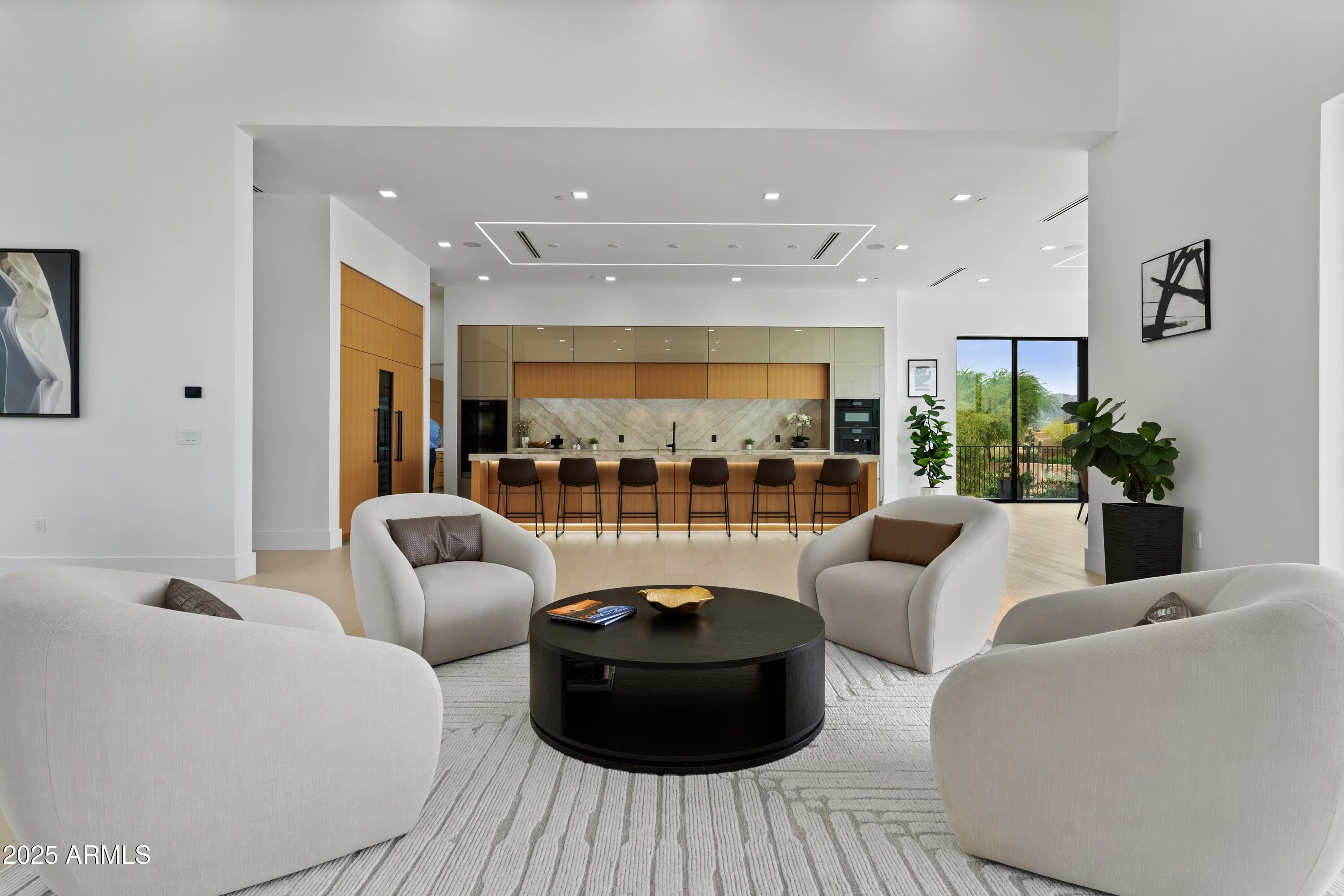CAREFREE - Residential