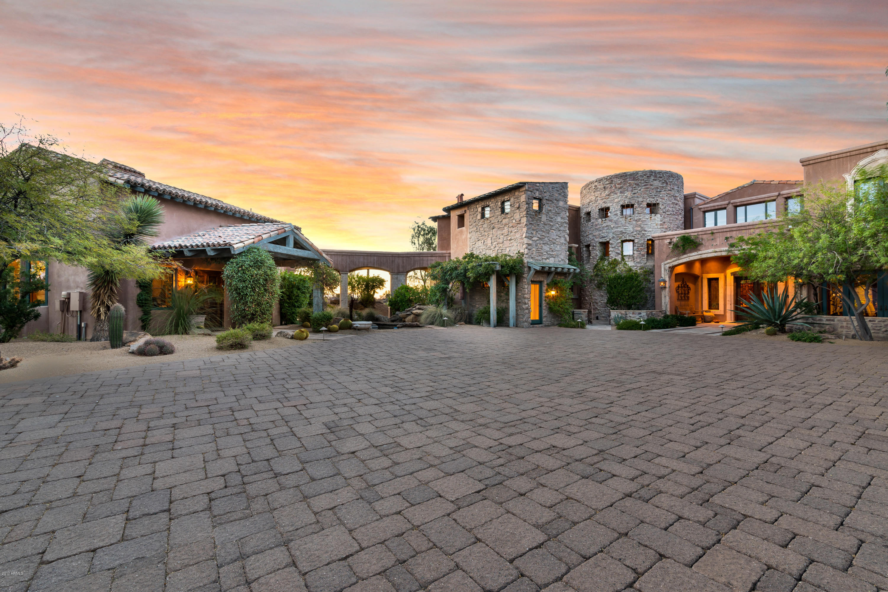 Goldie Brown Pinnacle Peak - Residential