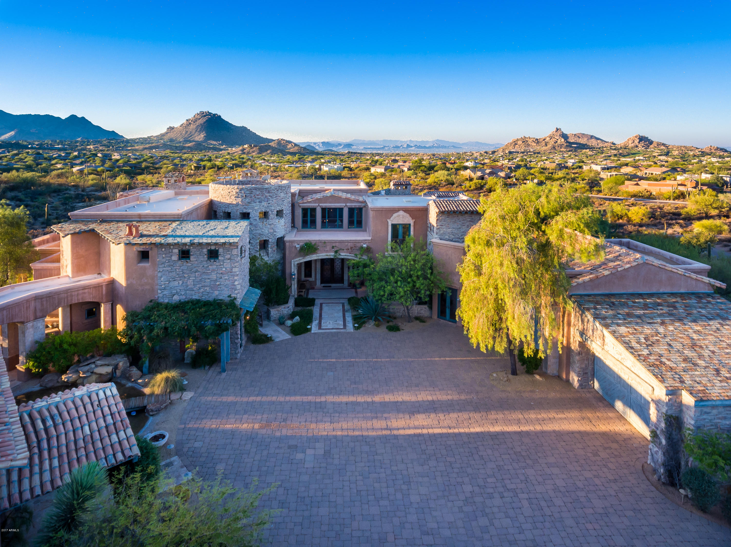 Goldie Brown Pinnacle Peak - Residential