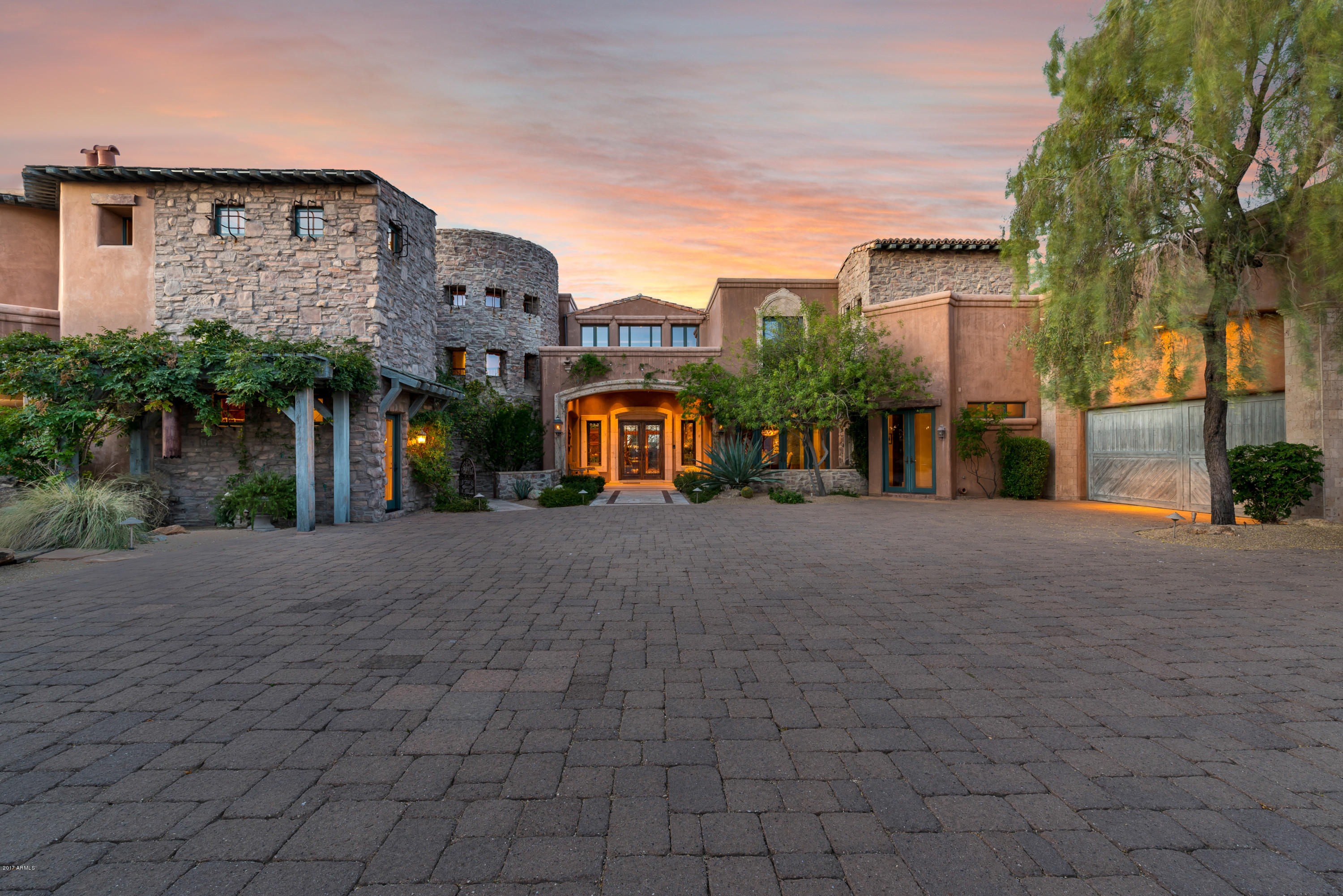Goldie Brown Pinnacle Peak - Residential