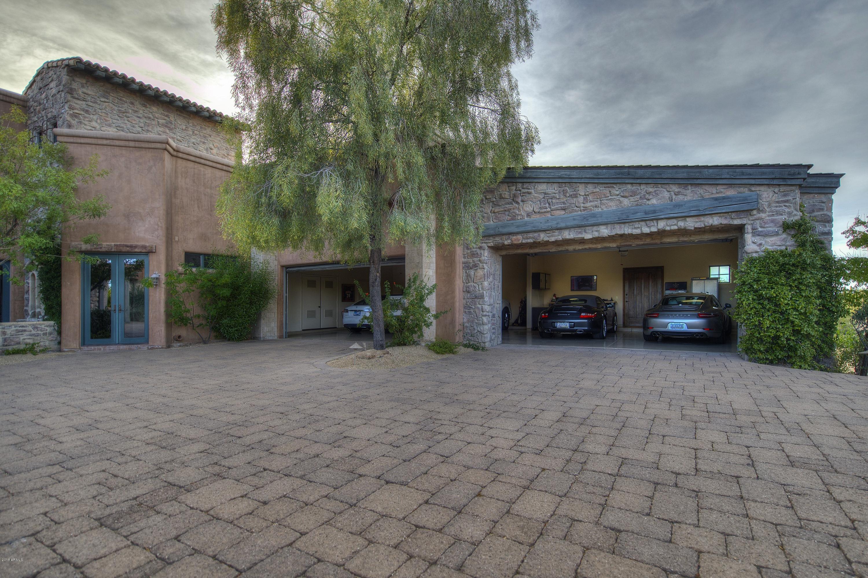 Goldie Brown Pinnacle Peak - Residential