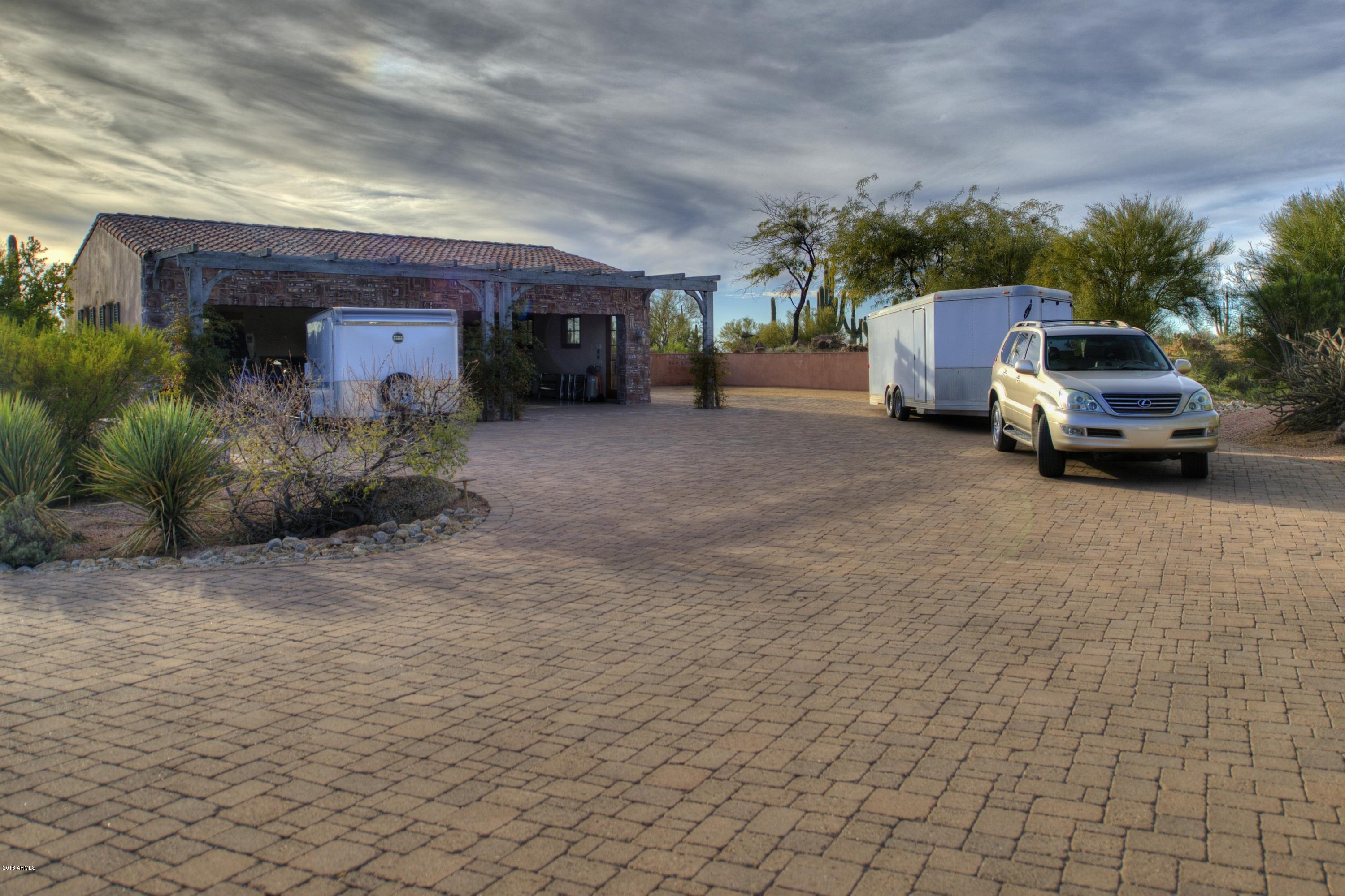 Goldie Brown Pinnacle Peak - Residential