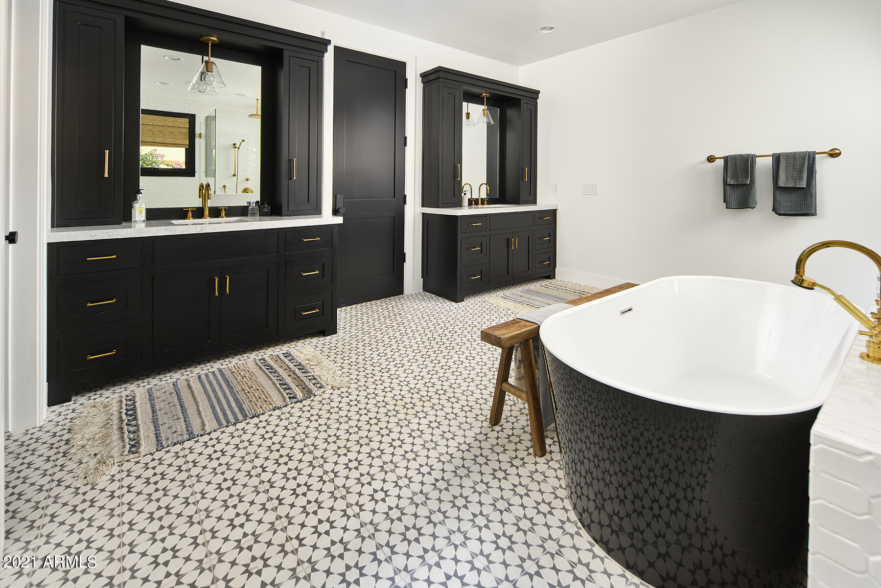 LAFAYETTE VILLA 4 - Residential