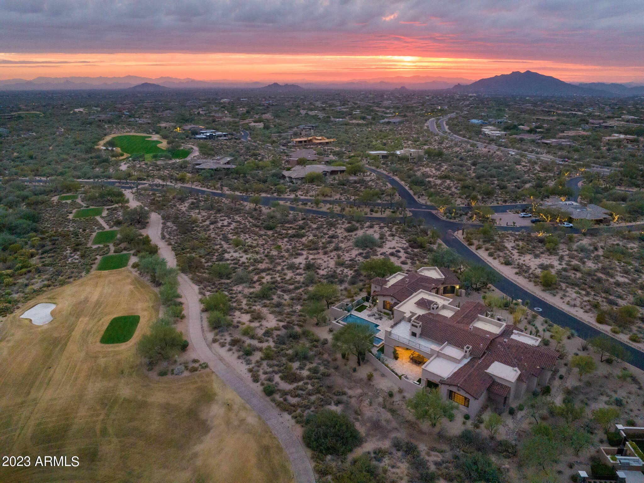 MIRABEL Club - Residential