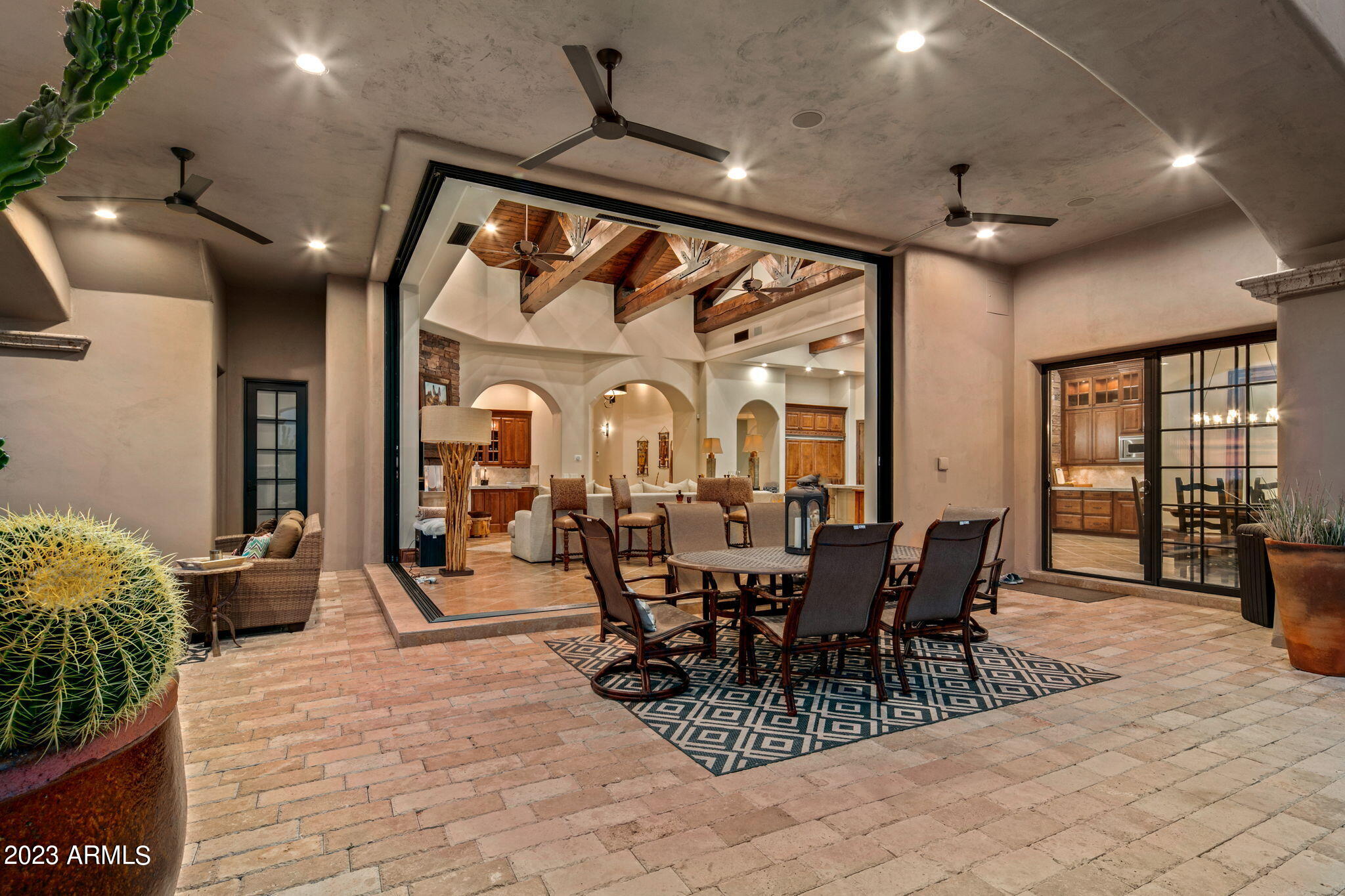 MIRABEL Club - Residential
