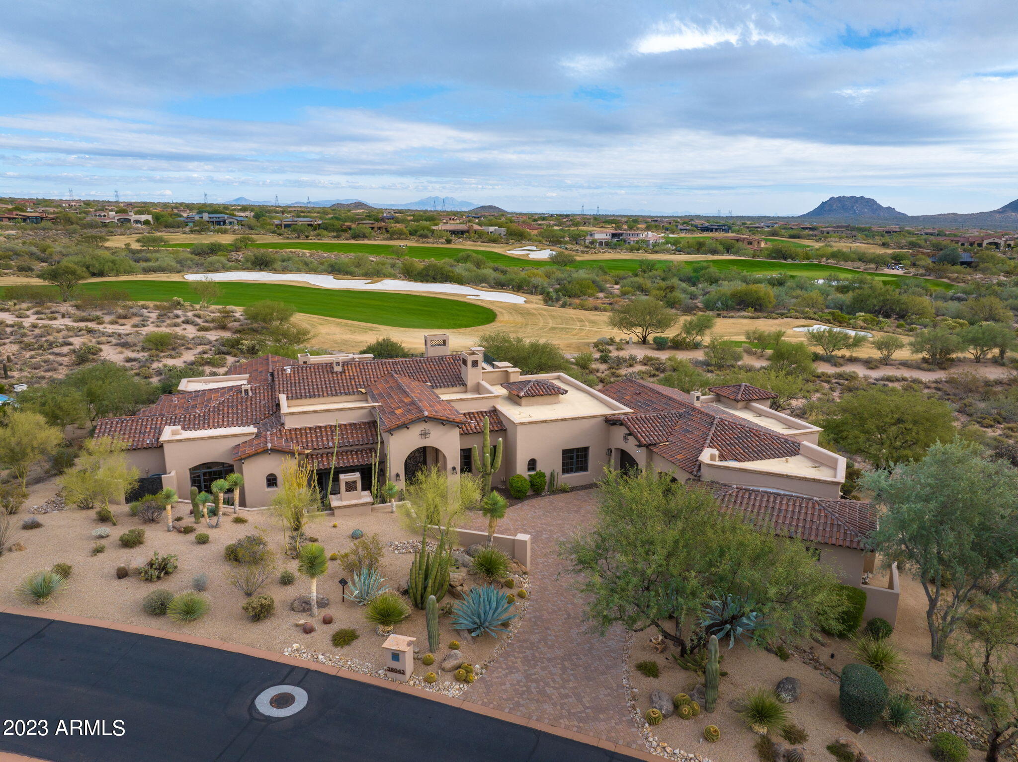 MIRABEL Club - Residential