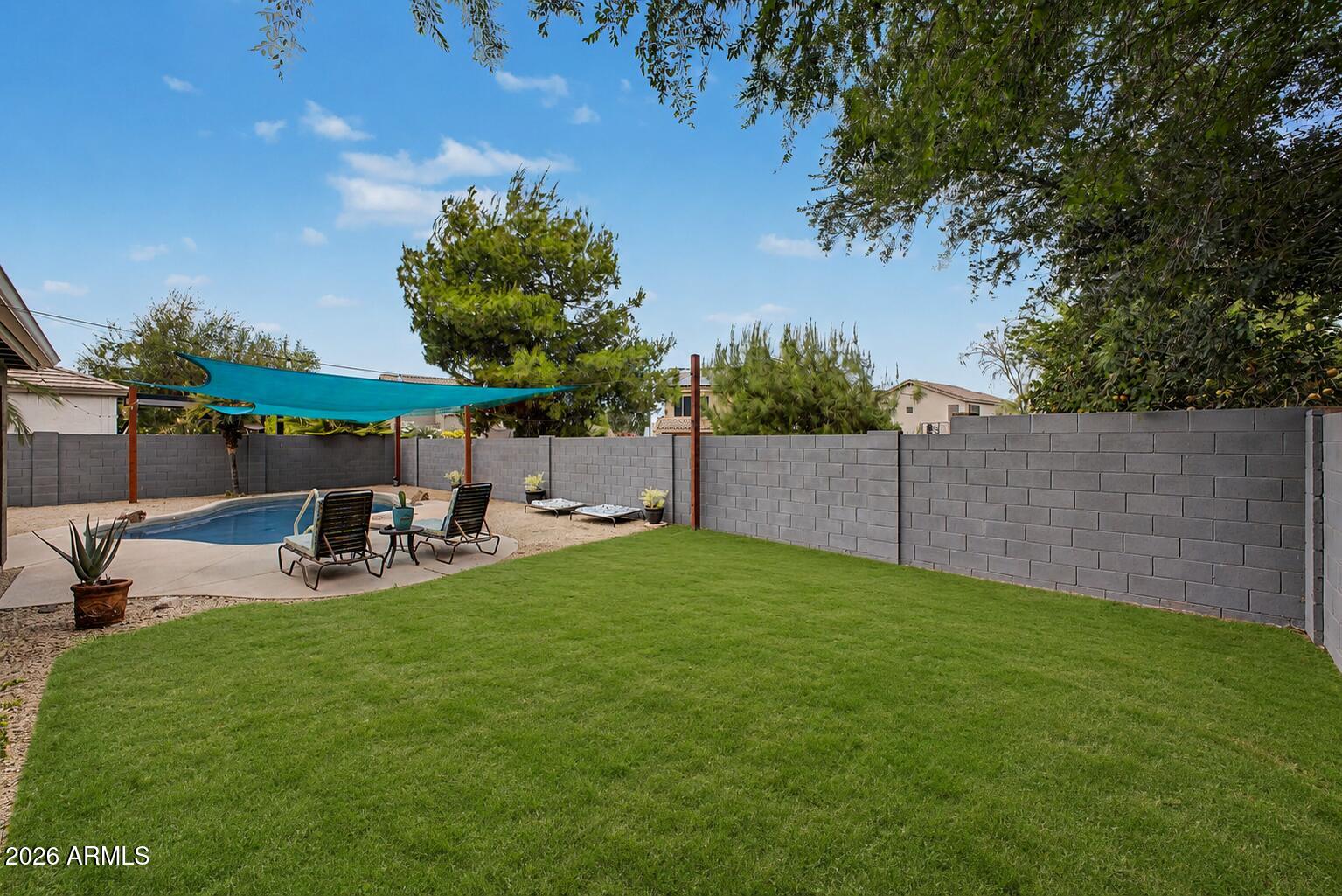 COUNTRY LANE - Residential