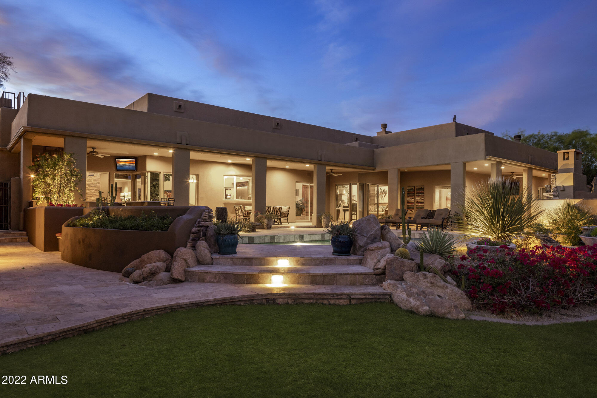 PINNACLE PEAK VISTAS - Residential