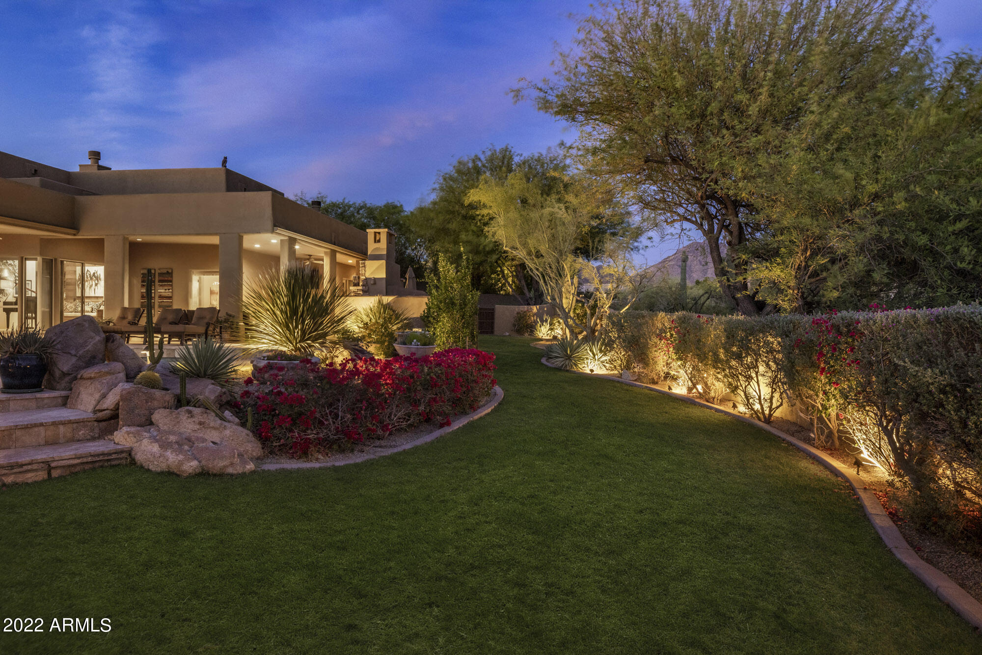 PINNACLE PEAK VISTAS - Residential
