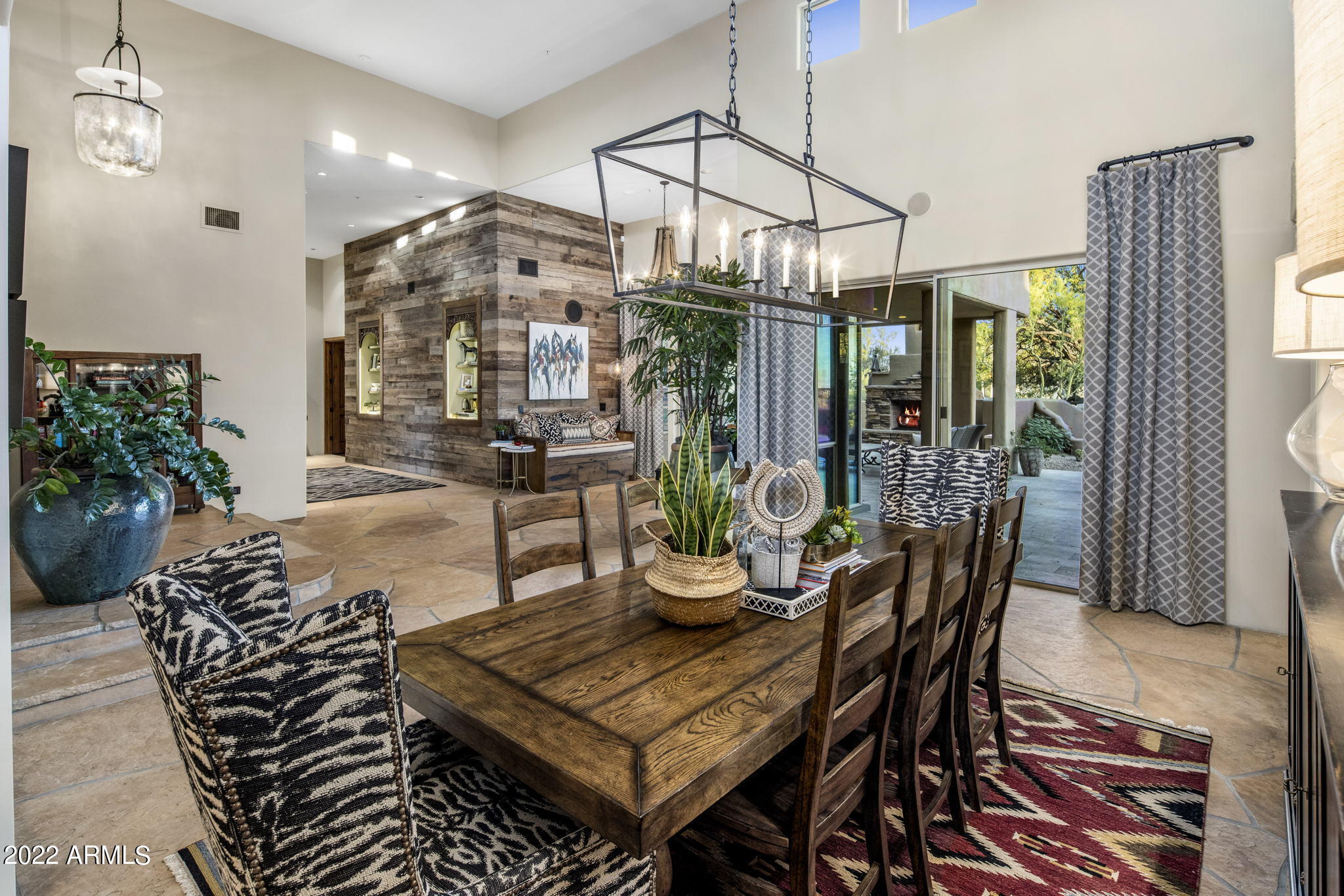 PINNACLE PEAK VISTAS - Residential