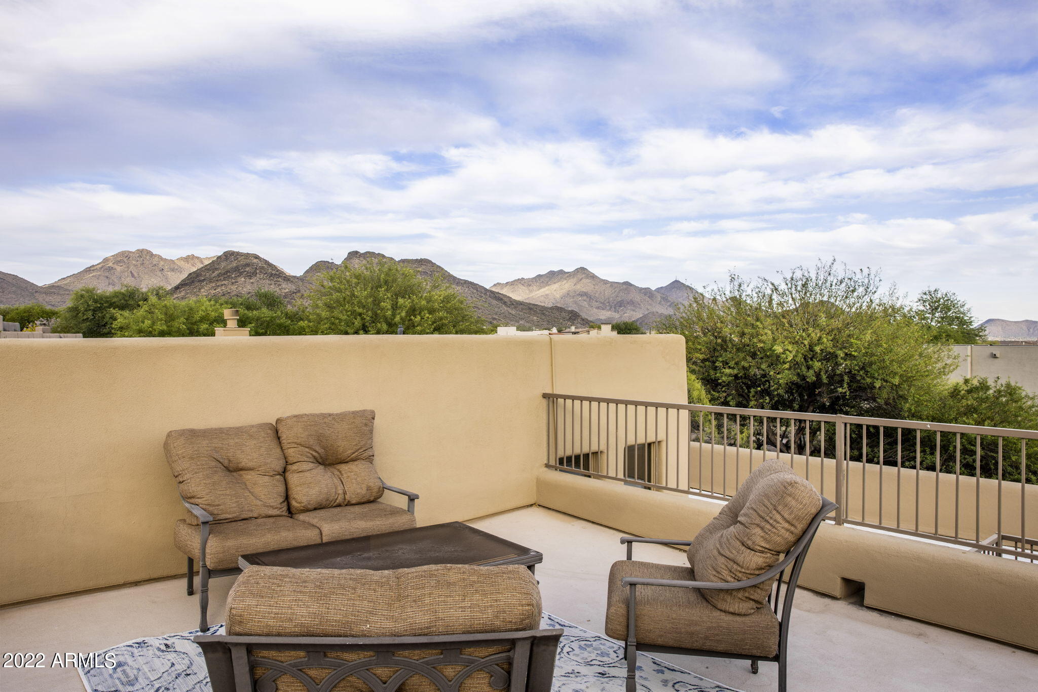 PINNACLE PEAK VISTAS - Residential