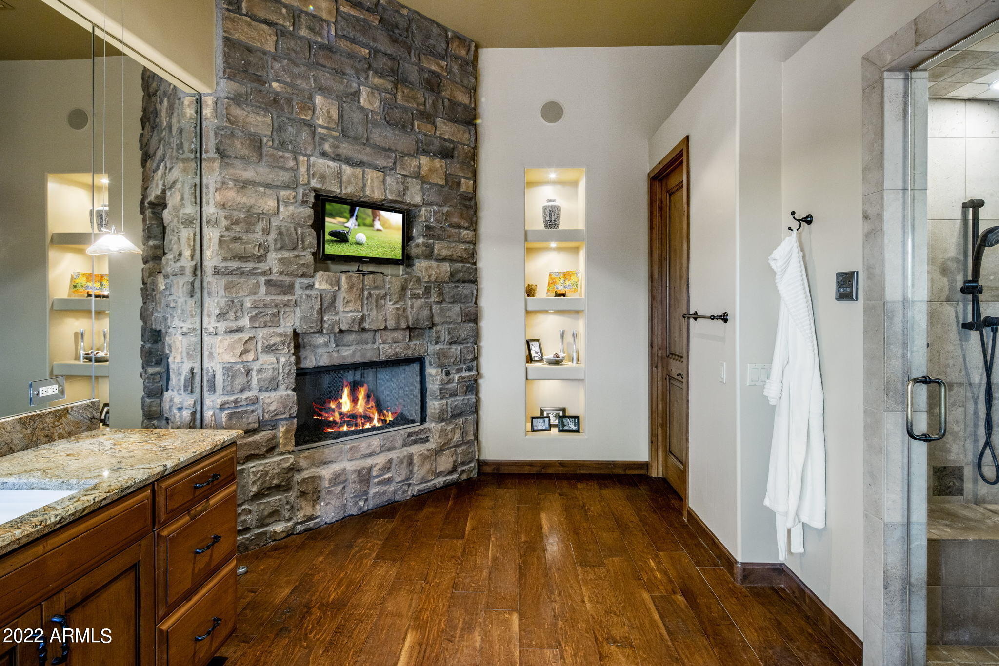 PINNACLE PEAK VISTAS - Residential