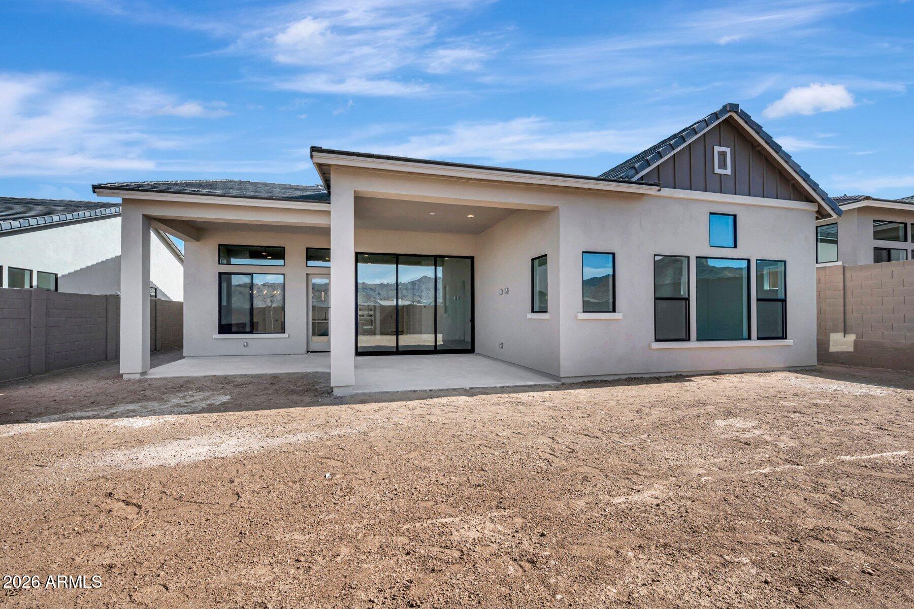 VERRADO REGENT HILLS PHASE 3A - Residential