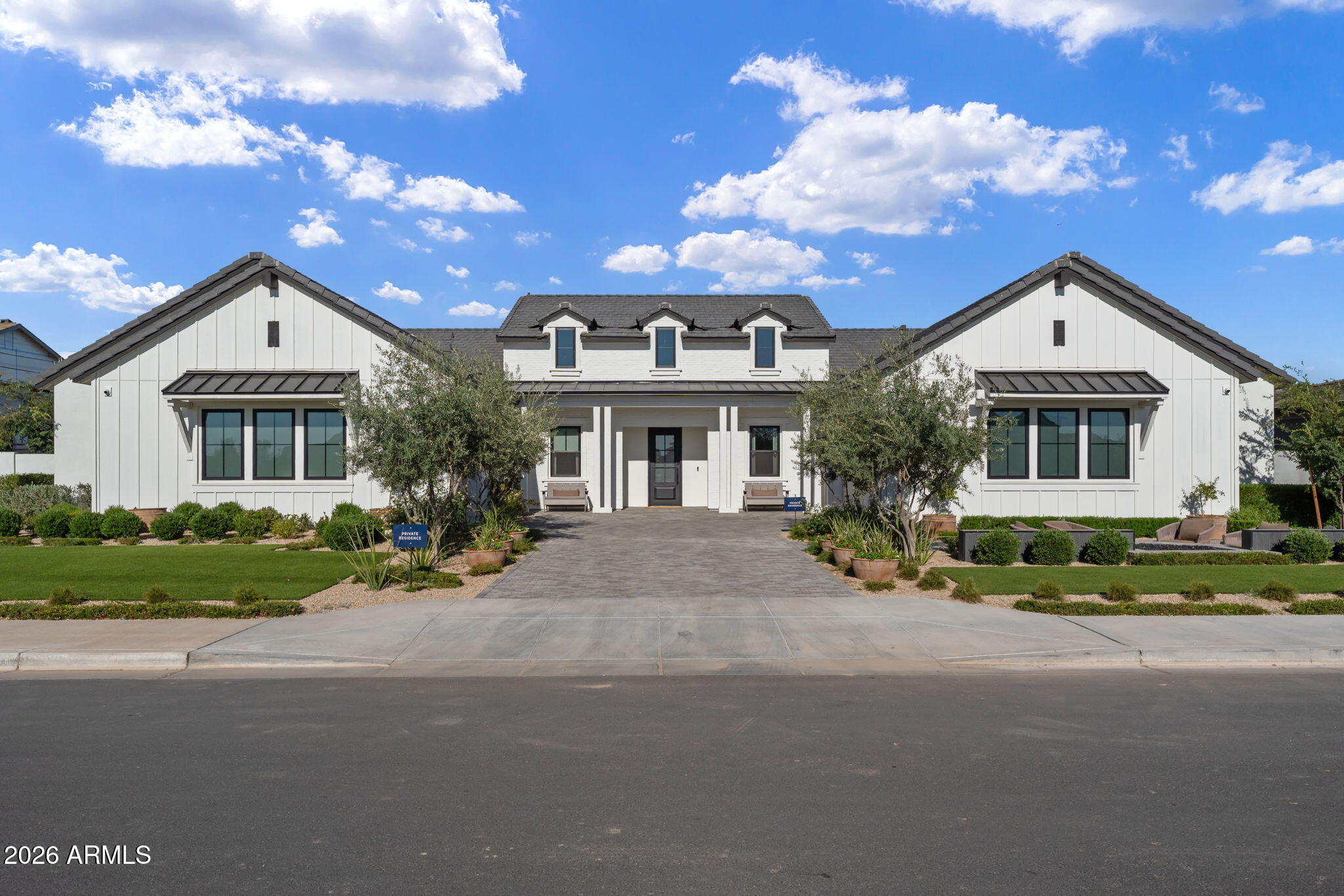 Stonegate Court - Residential