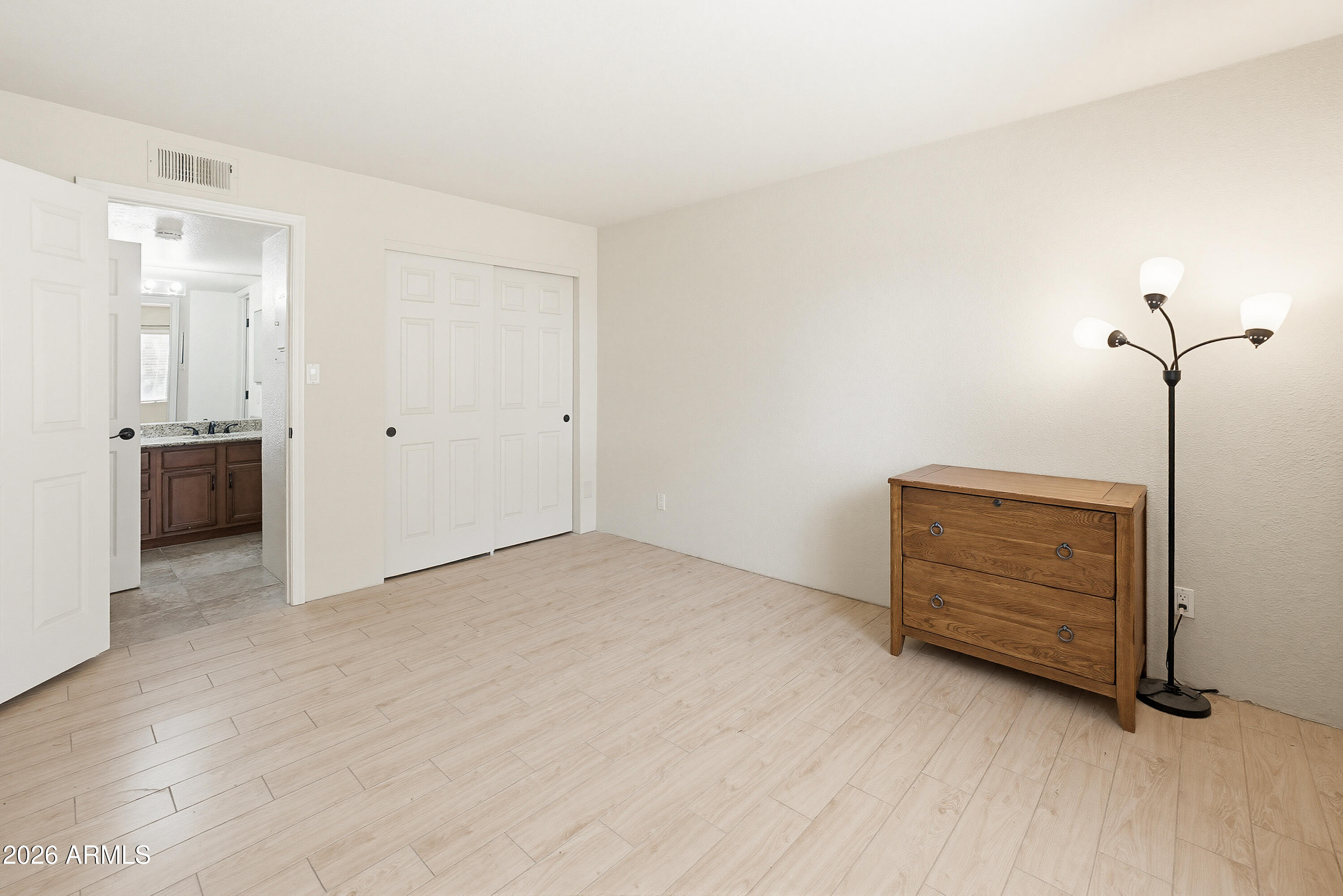 SCOTTSDALE TERRACE CONDOMINIUM - Residential