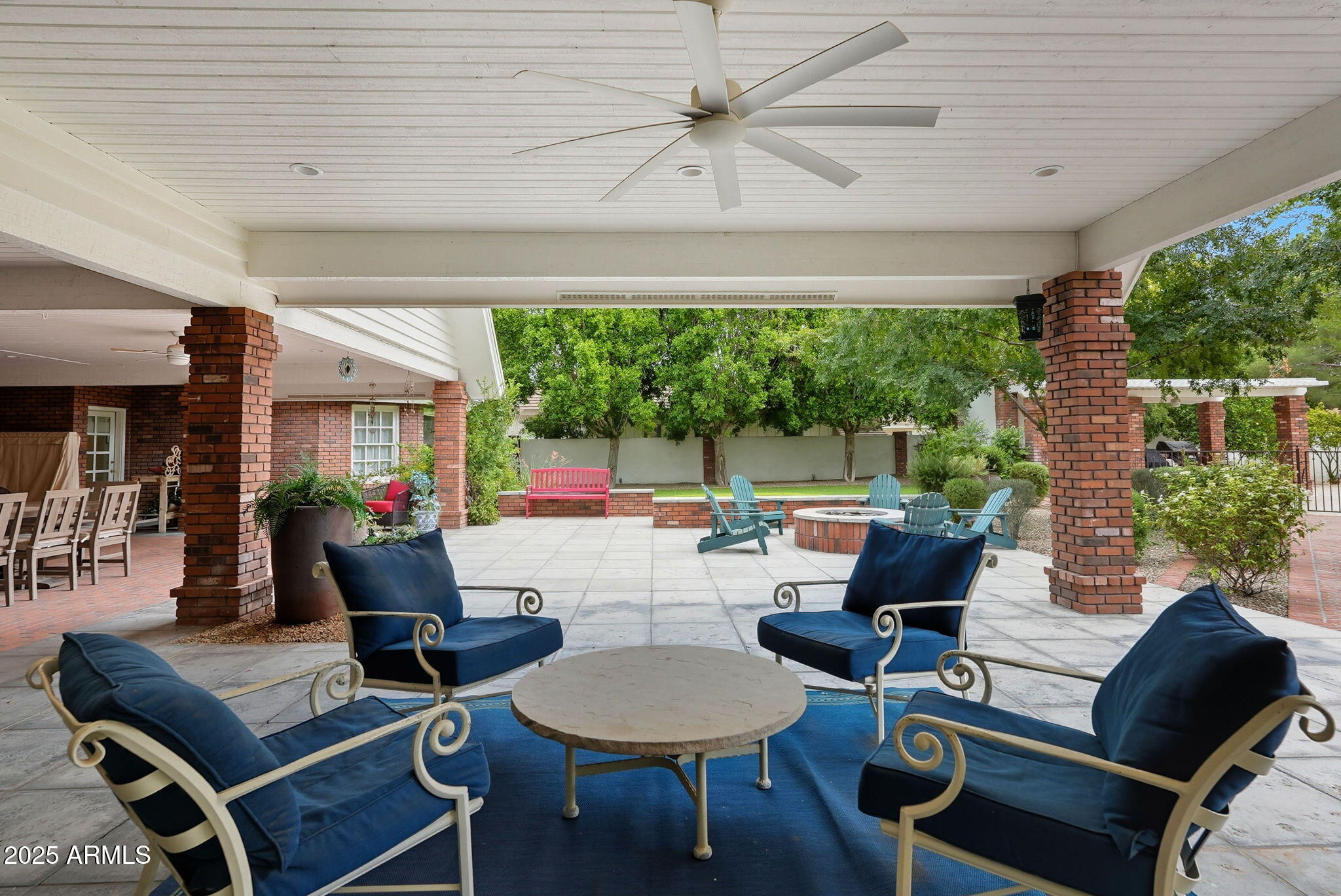 CORONA VISTA - Residential